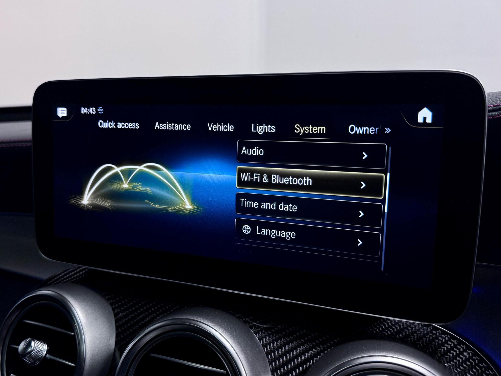 Mercedes-Benz GLC view 53