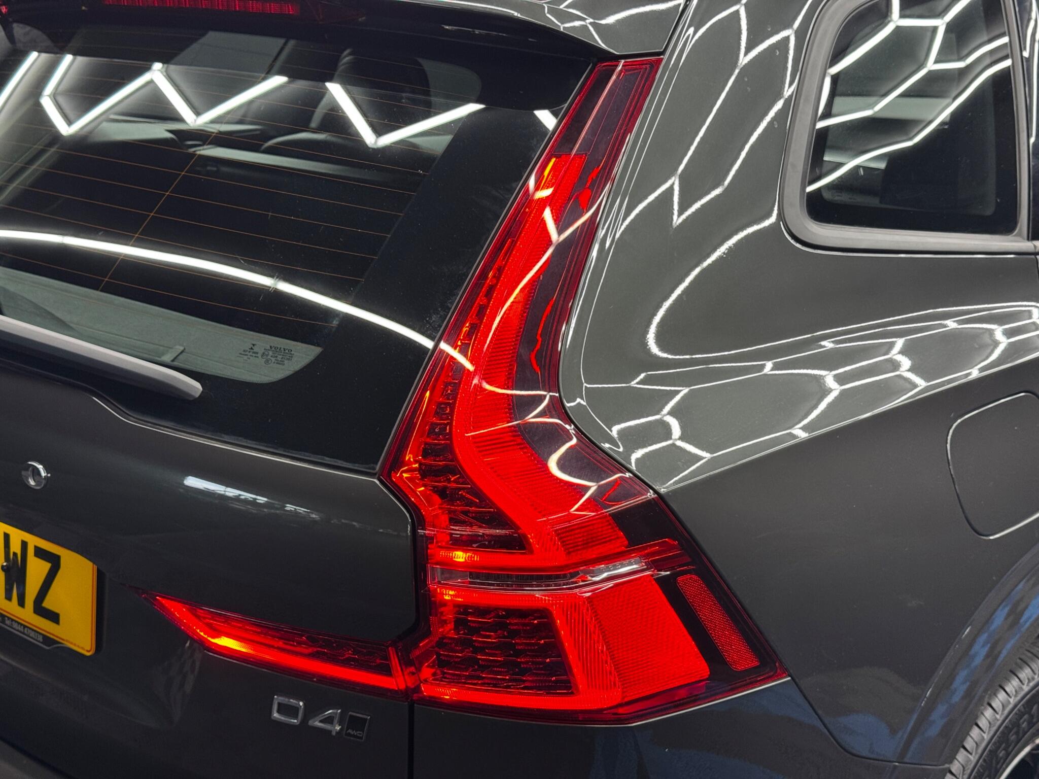 Volvo XC60 view 44