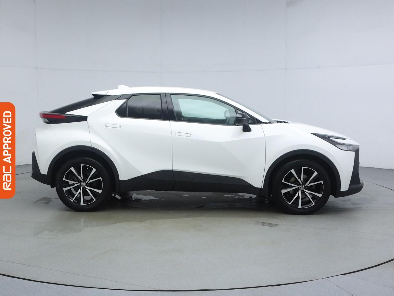 Toyota C-HR view 6