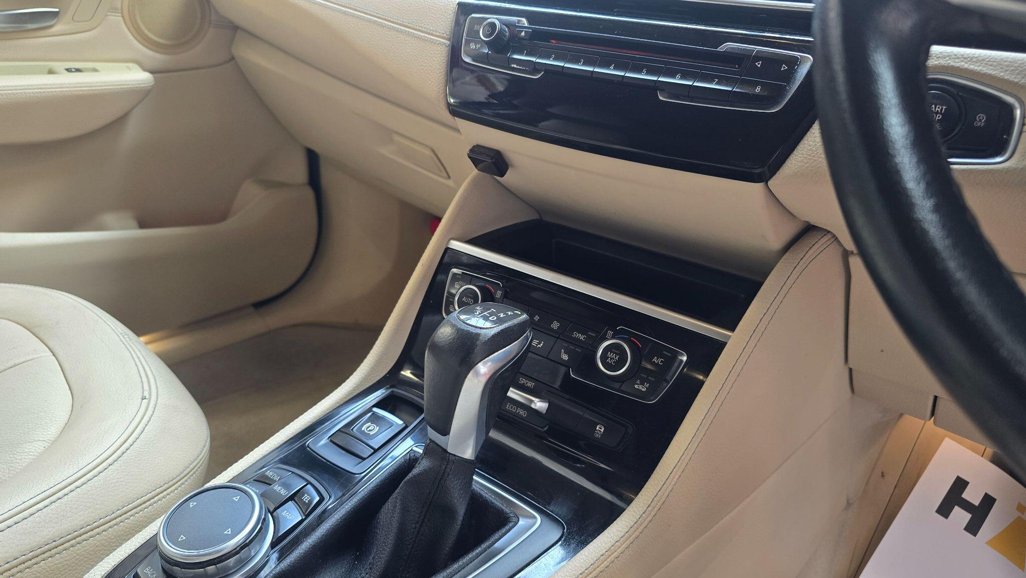 BMW 2 Series view 9