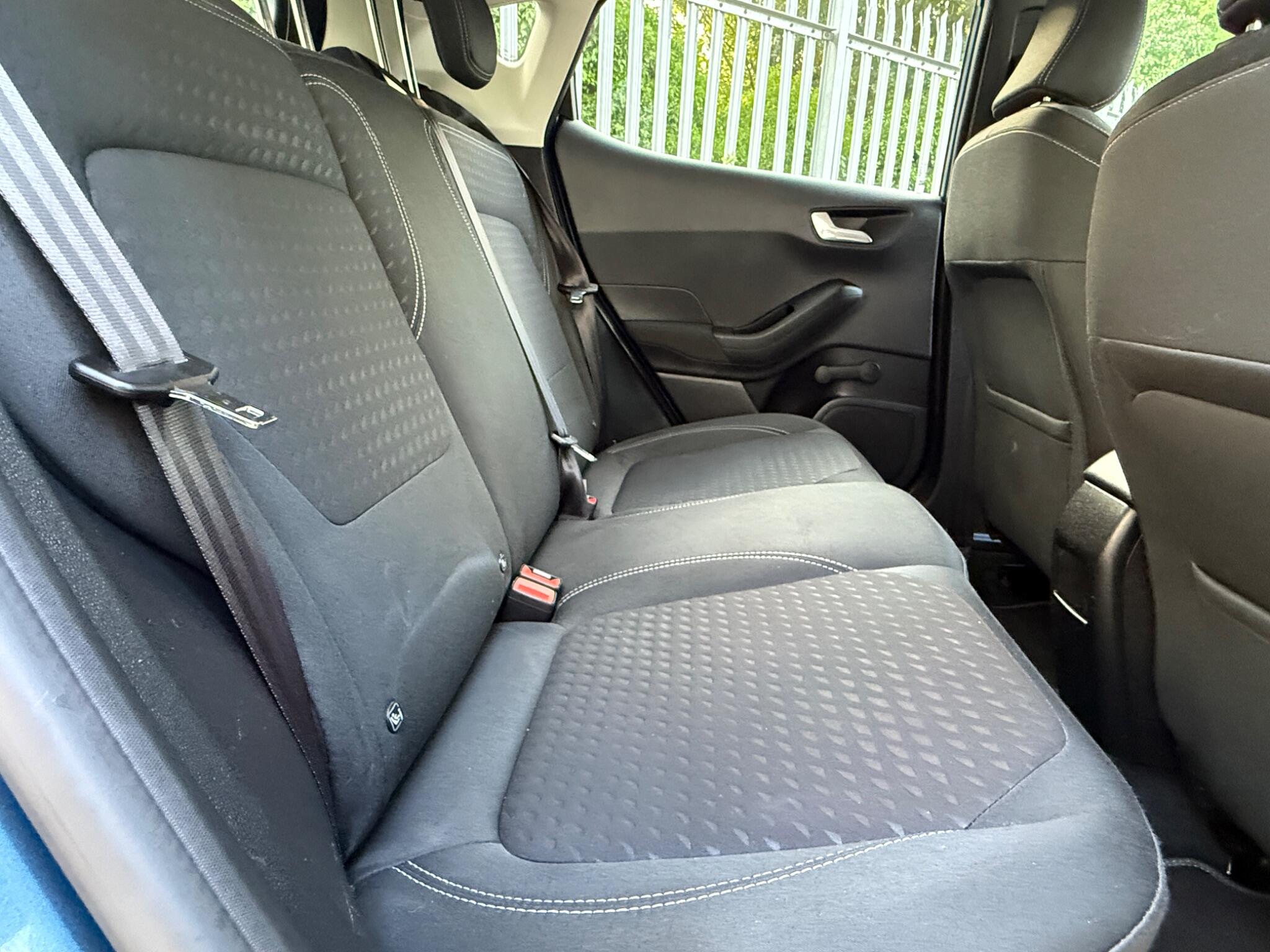 2019 Ford Fiesta image 23