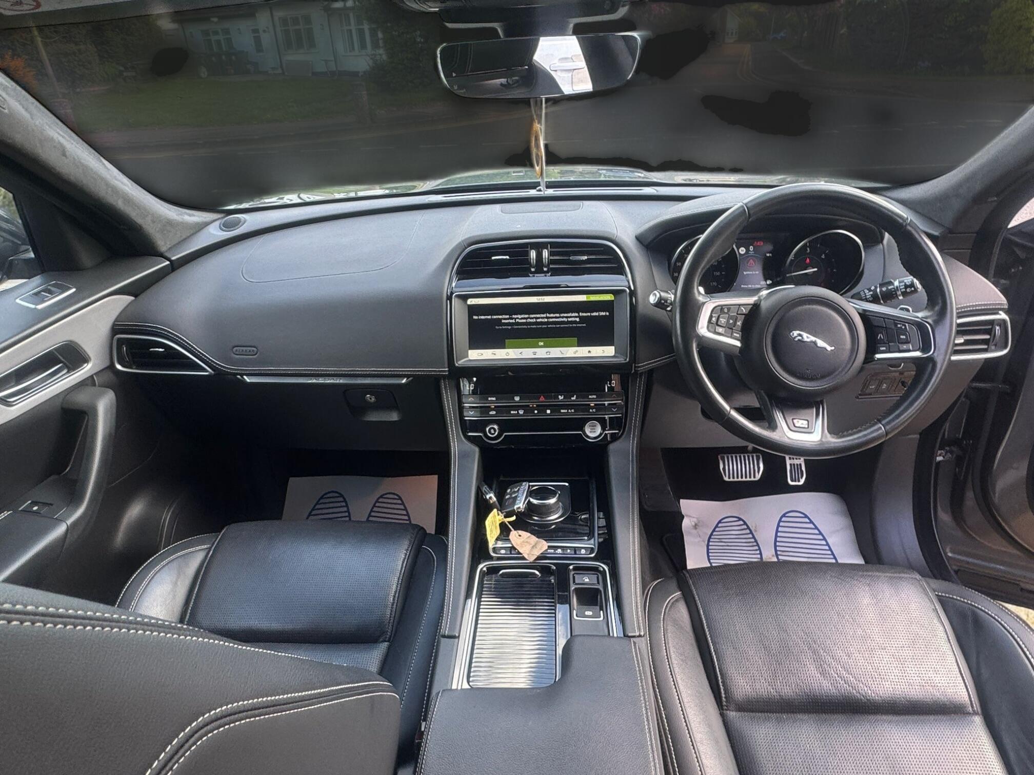 Jaguar F-Pace view 3