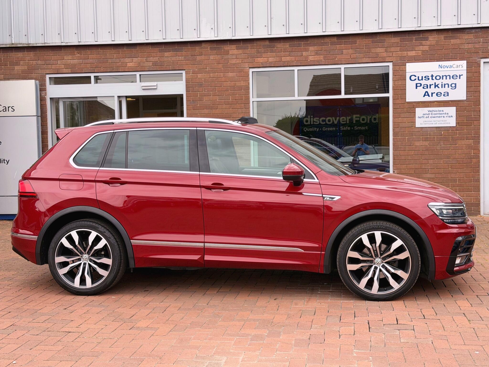 Volkswagen Tiguan view 15