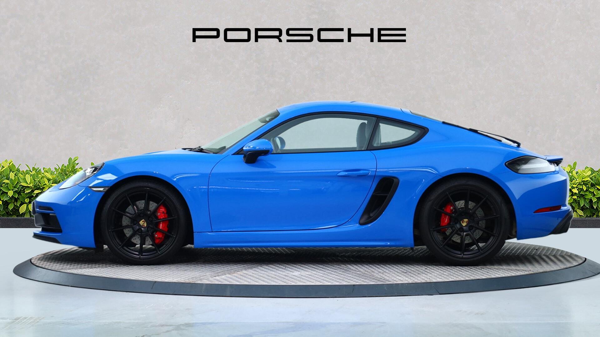 Porsche Cayman view 4