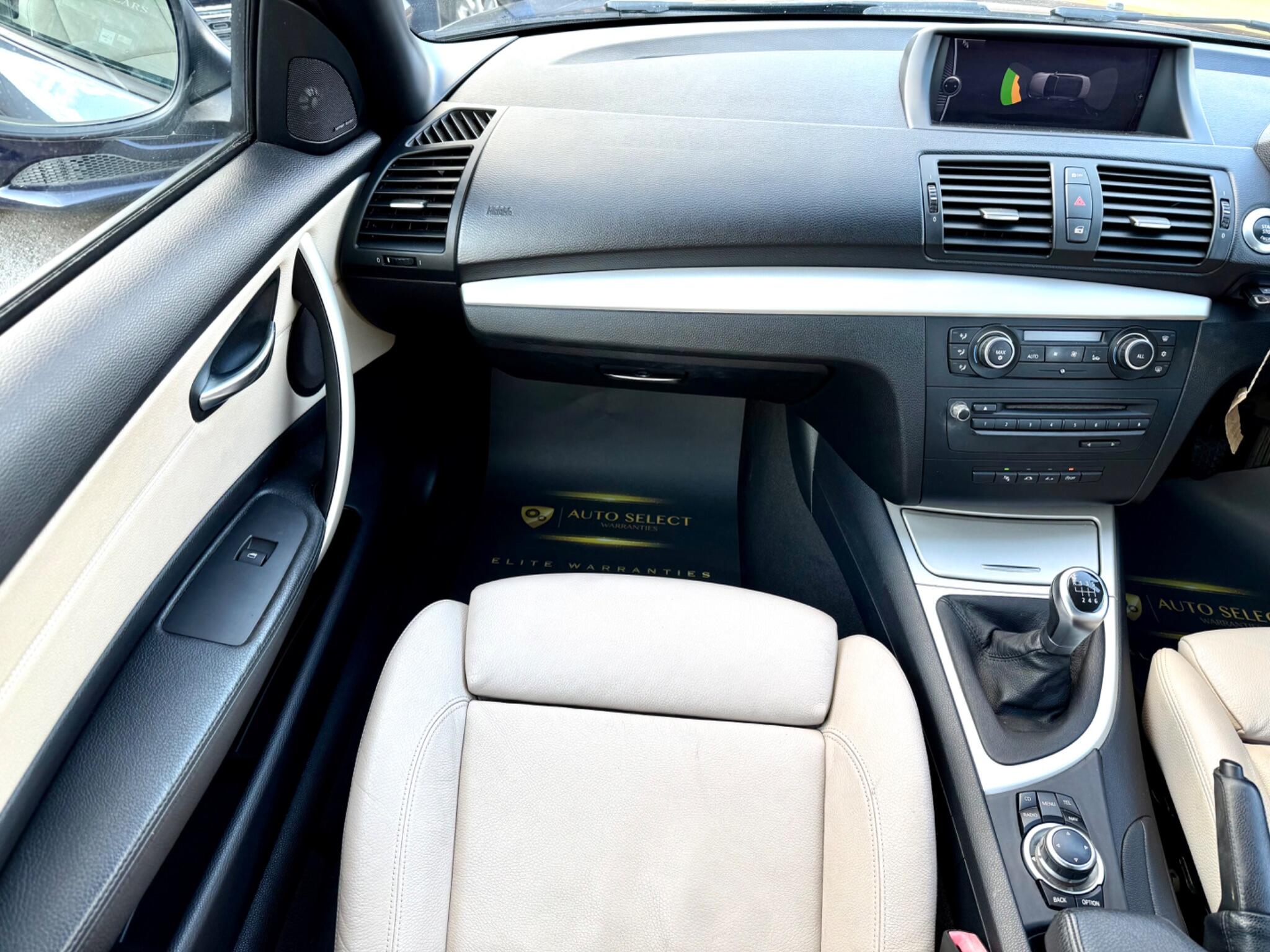 2012 BMW 1 Series image 33