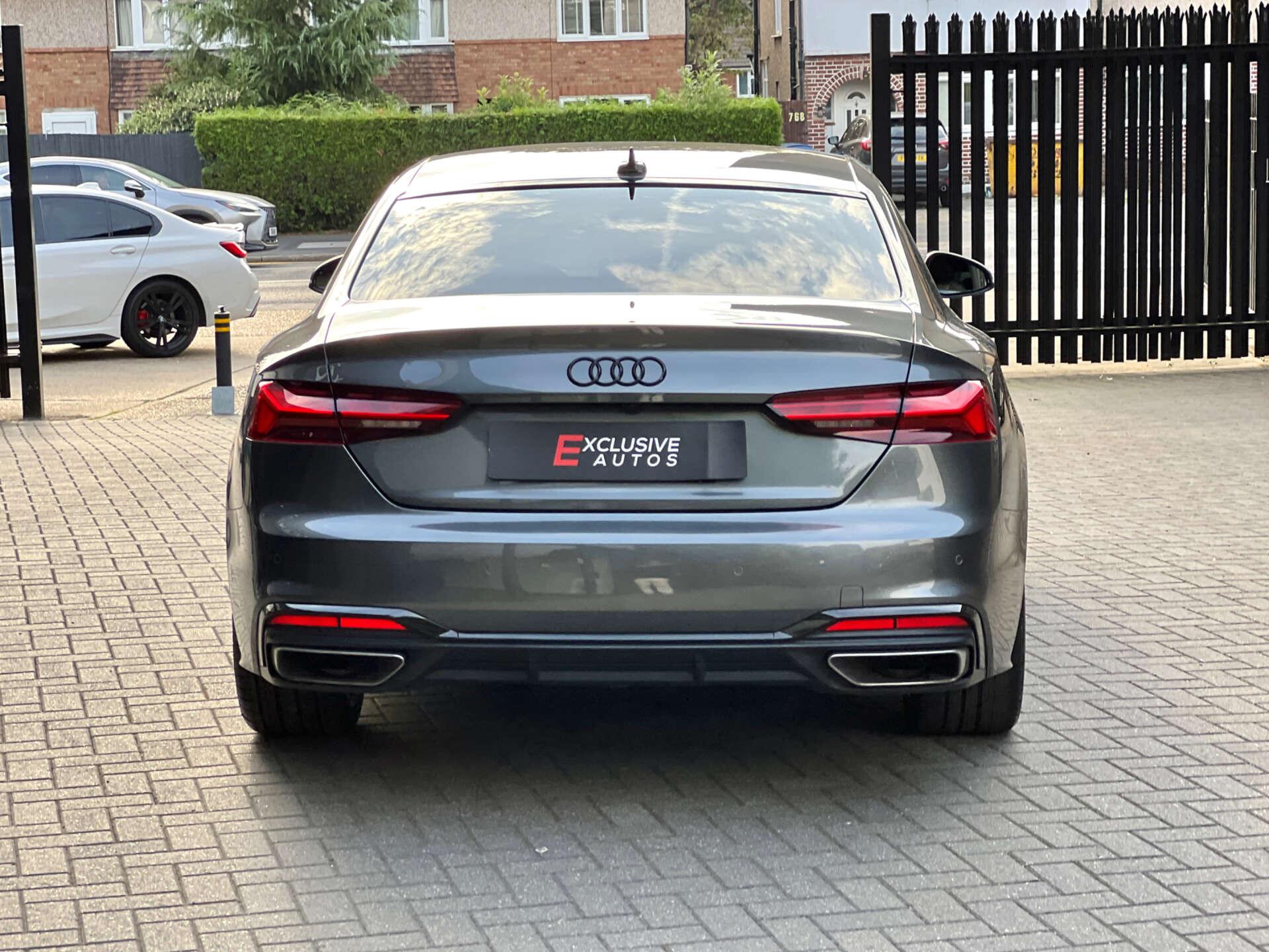 Audi A5 view 9