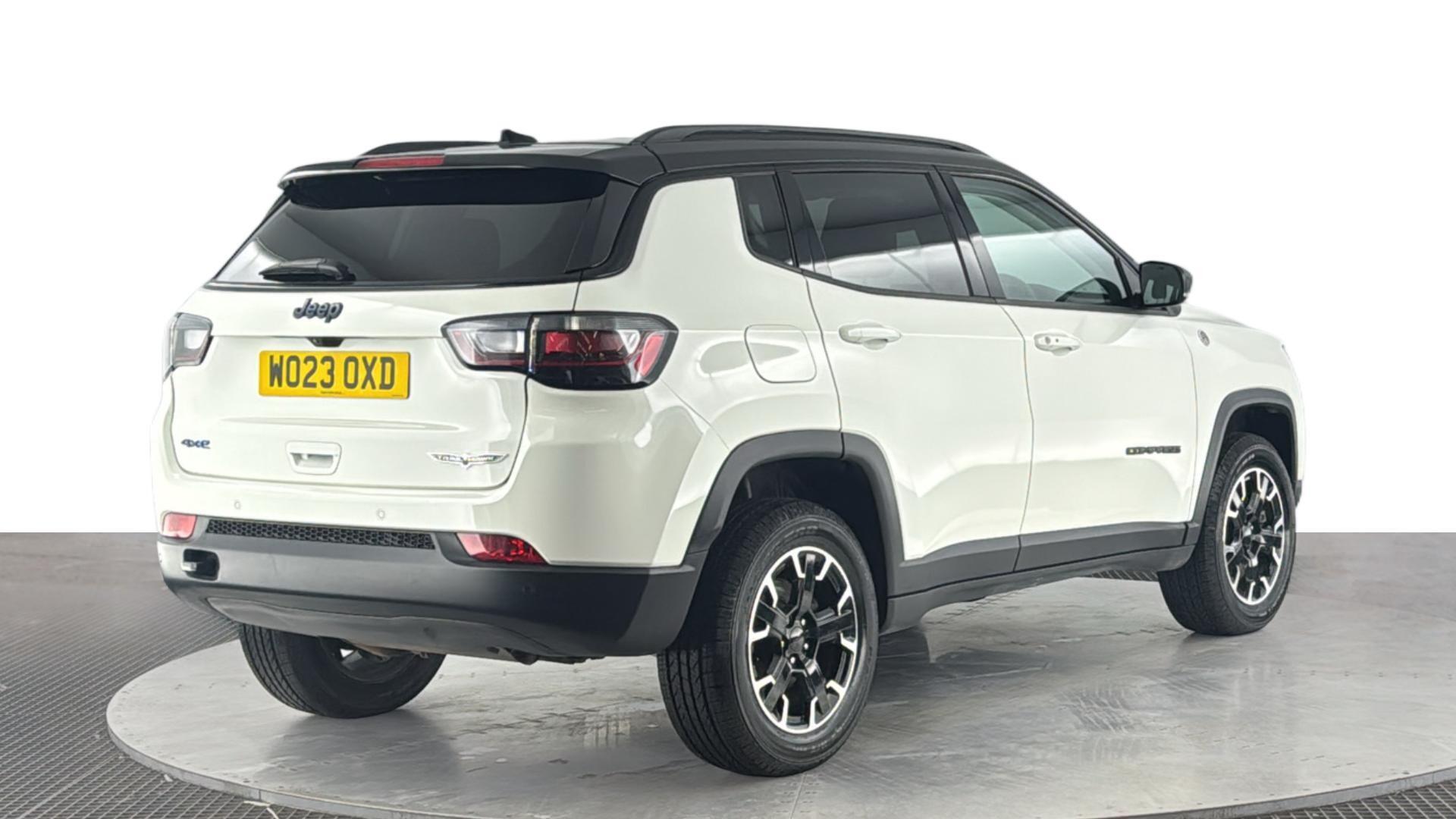 Jeep Compass view 4