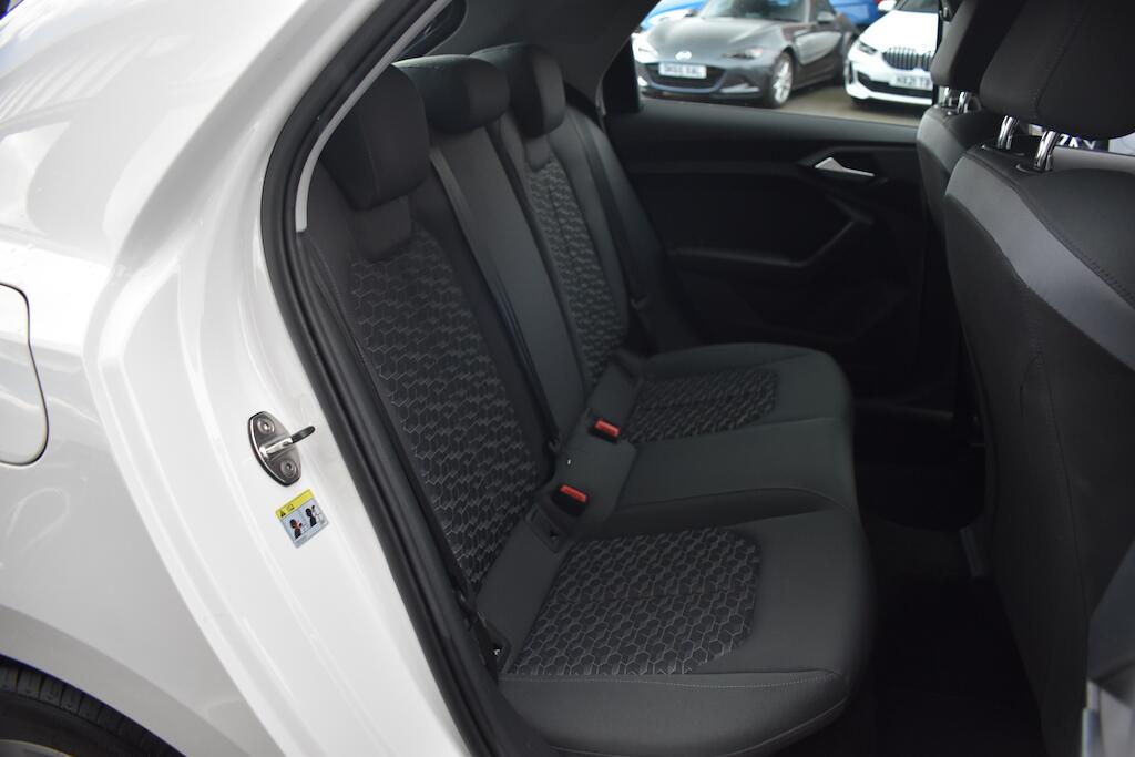 Audi A1 view 30