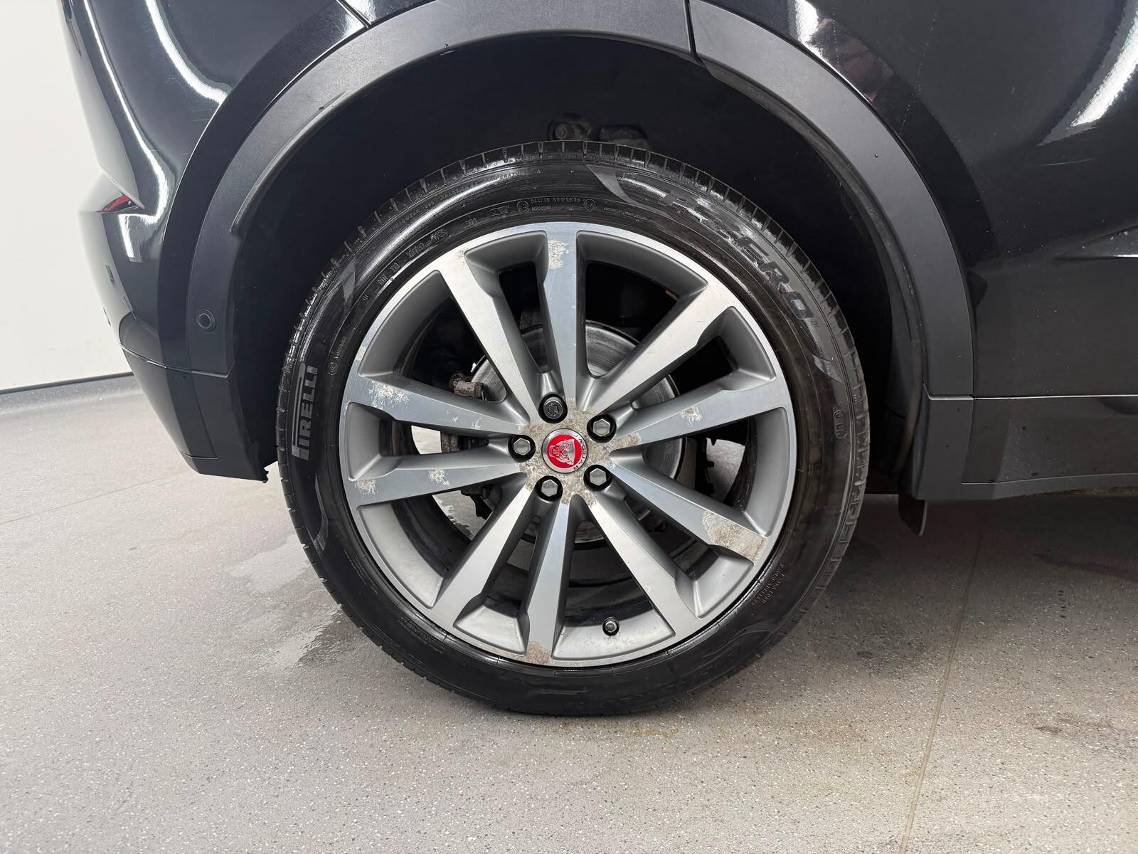 Jaguar E-Pace view 20