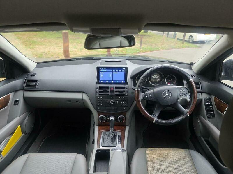 Mercedes-Benz C-Class view 19