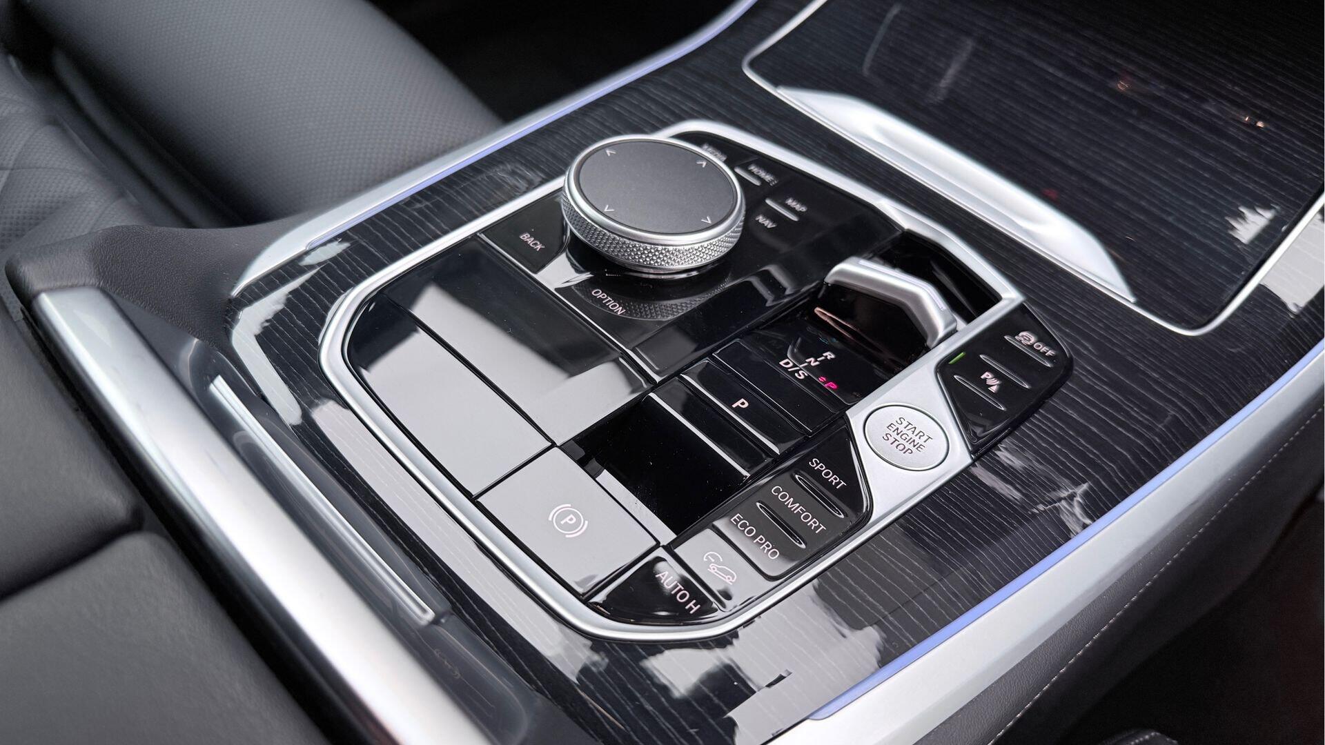 BMW X5 view 10