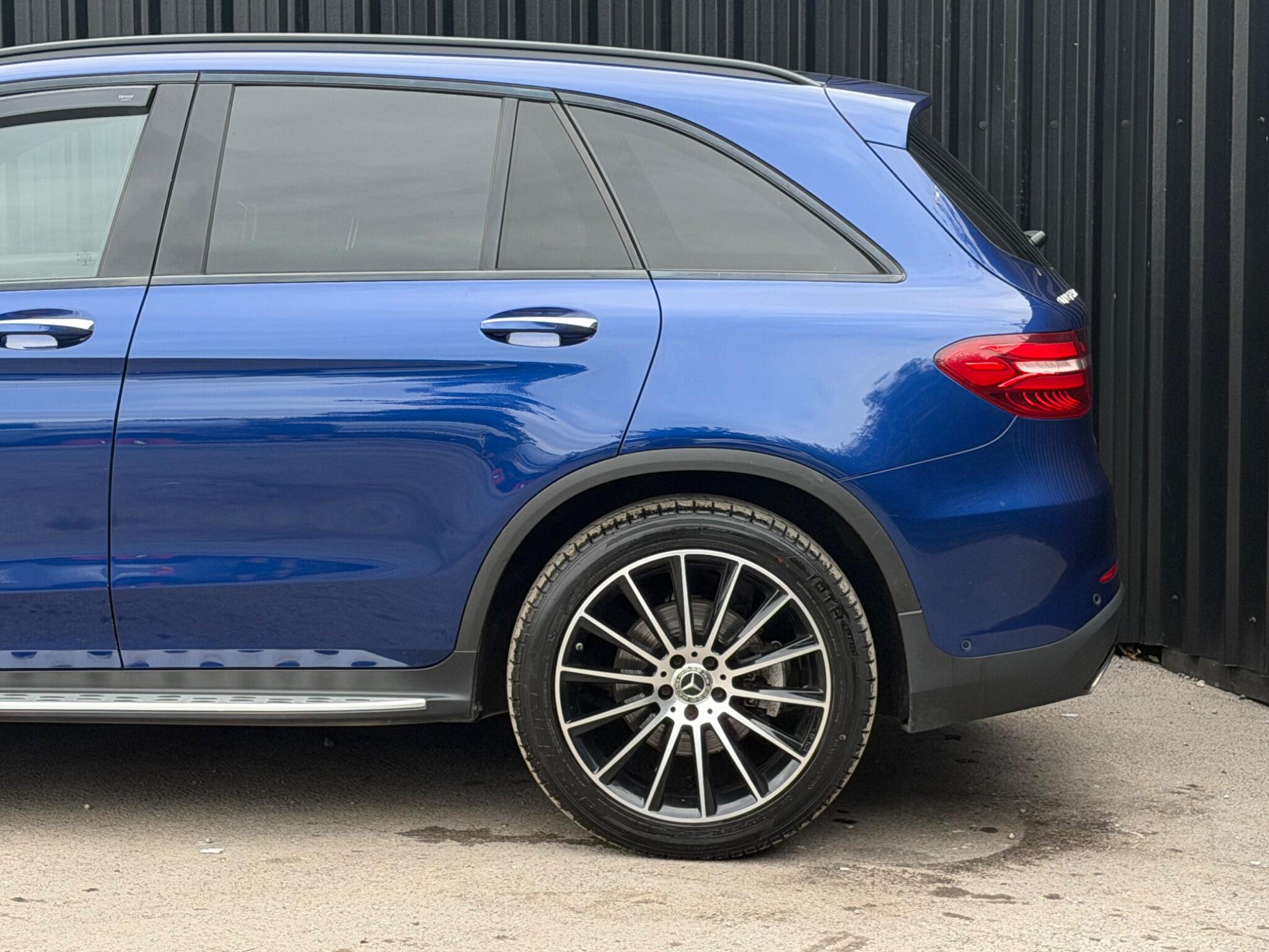 Mercedes-Benz GLC view 54