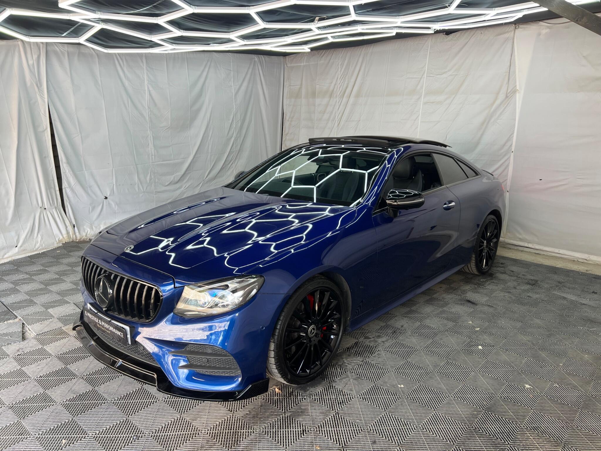 Mercedes-Benz E-Class view 3