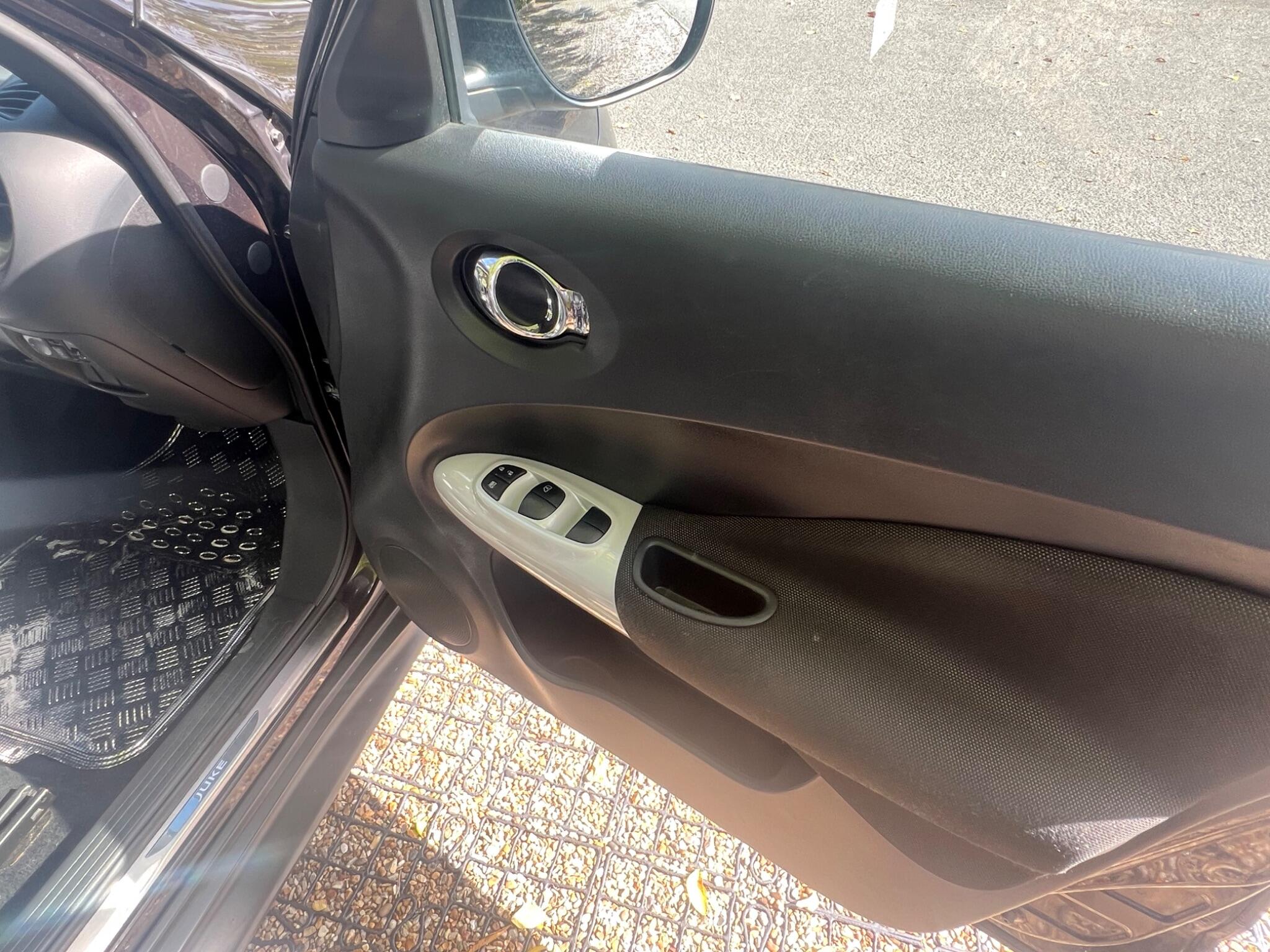 Nissan Juke view 25
