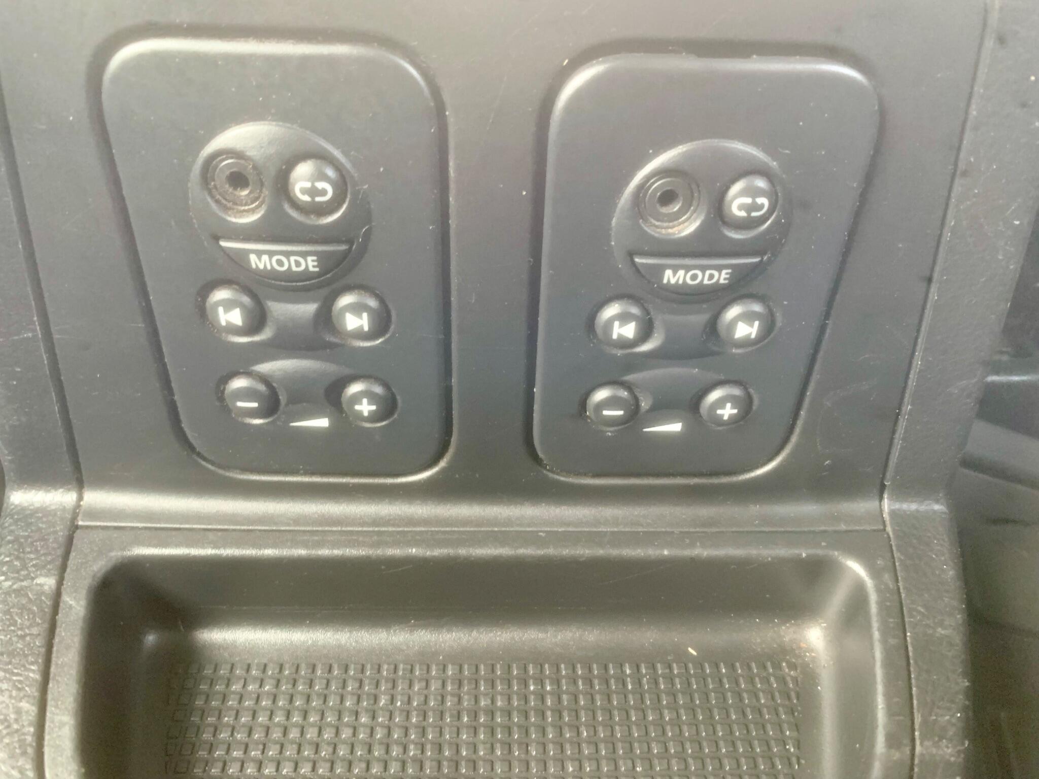 Land Rover Freelander 2 view 48