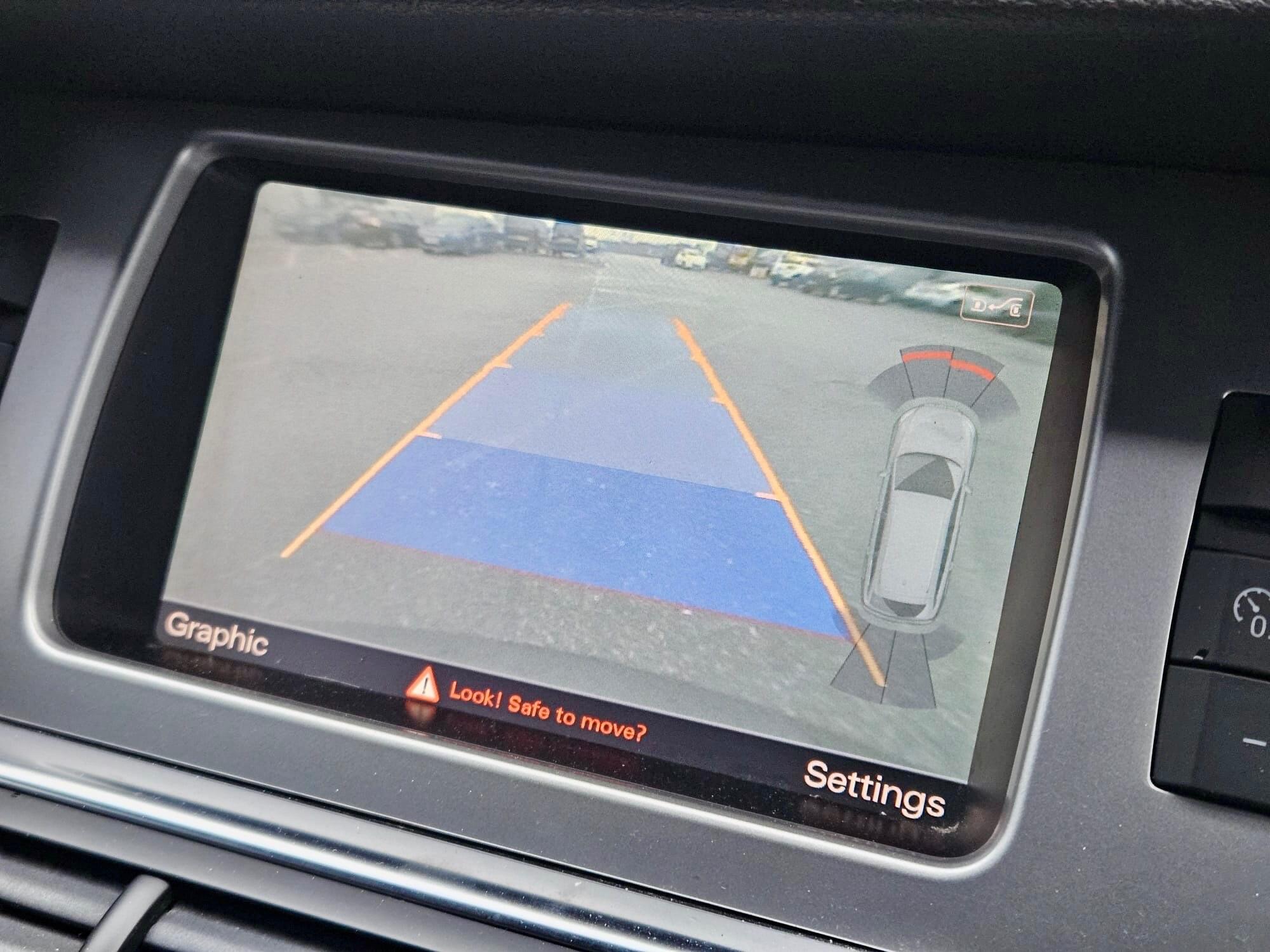 Audi Q7 view 20