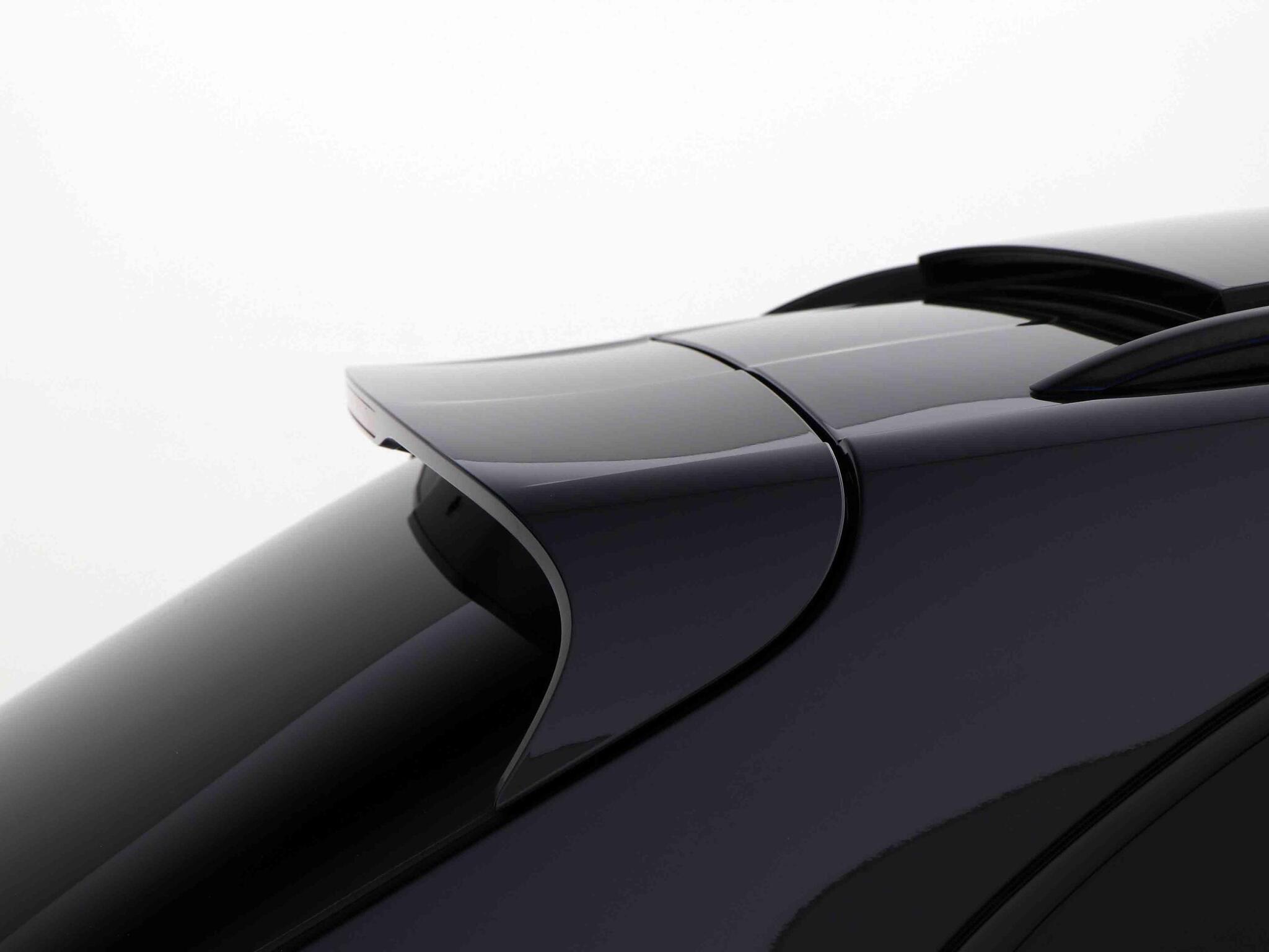 Porsche Macan view 23