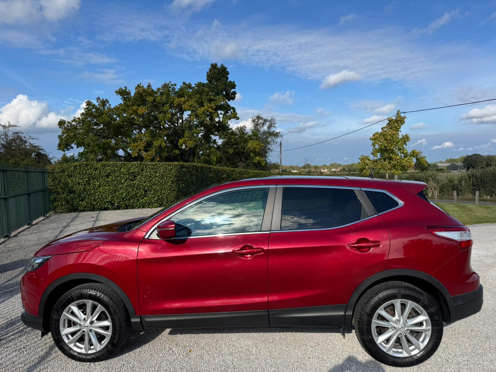 2014 Nissan Qashqai image 7