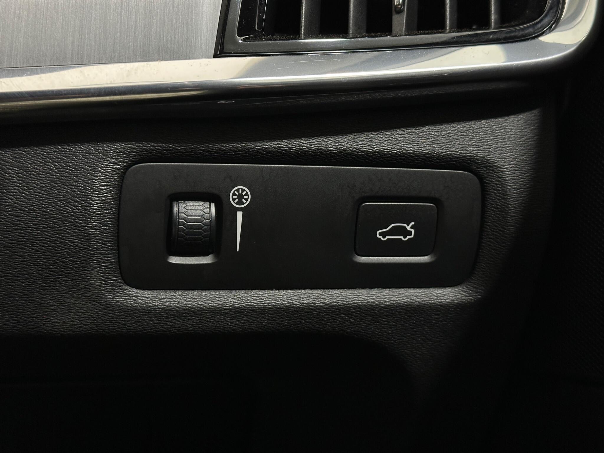 Volvo V90 view 19