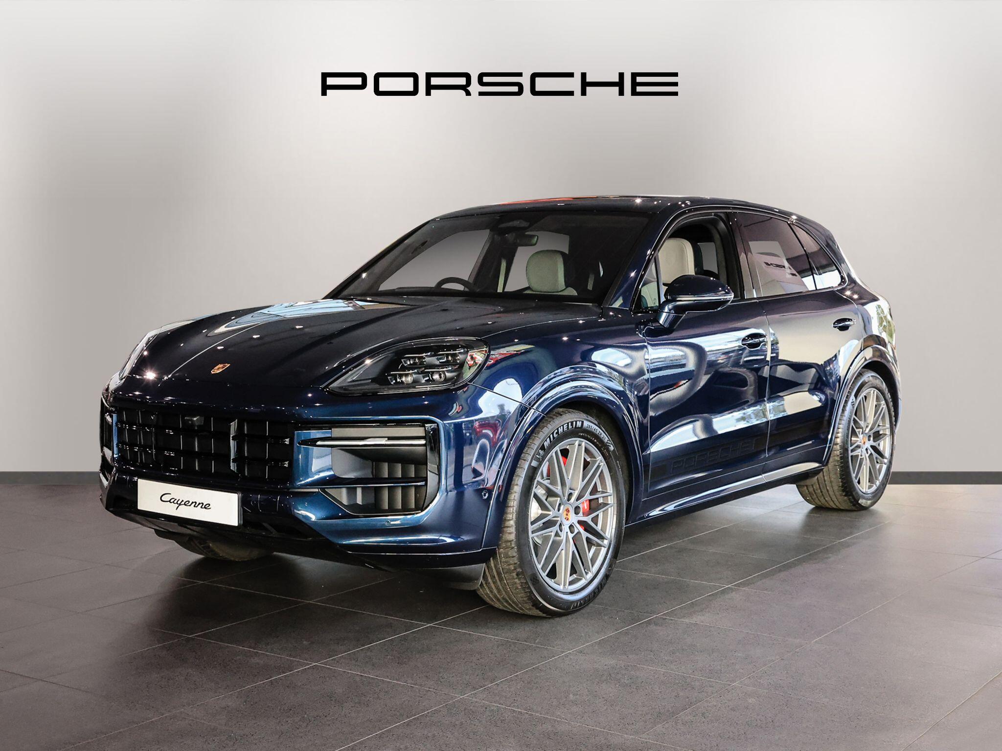 Porsche Cayenne view 3