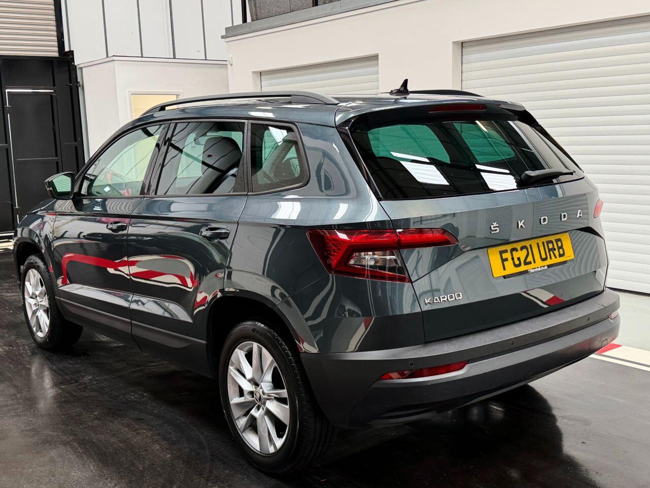 Skoda Karoq view 3
