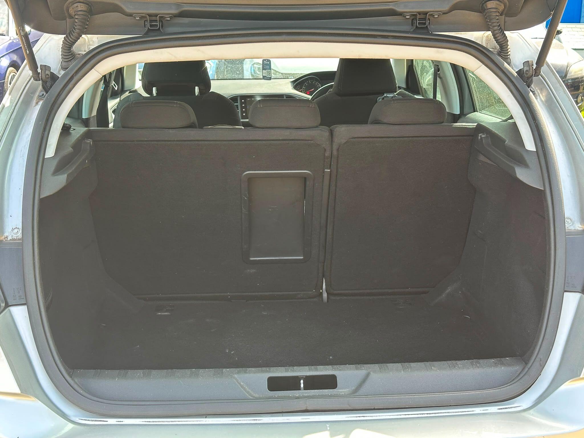 Peugeot 308 view 30