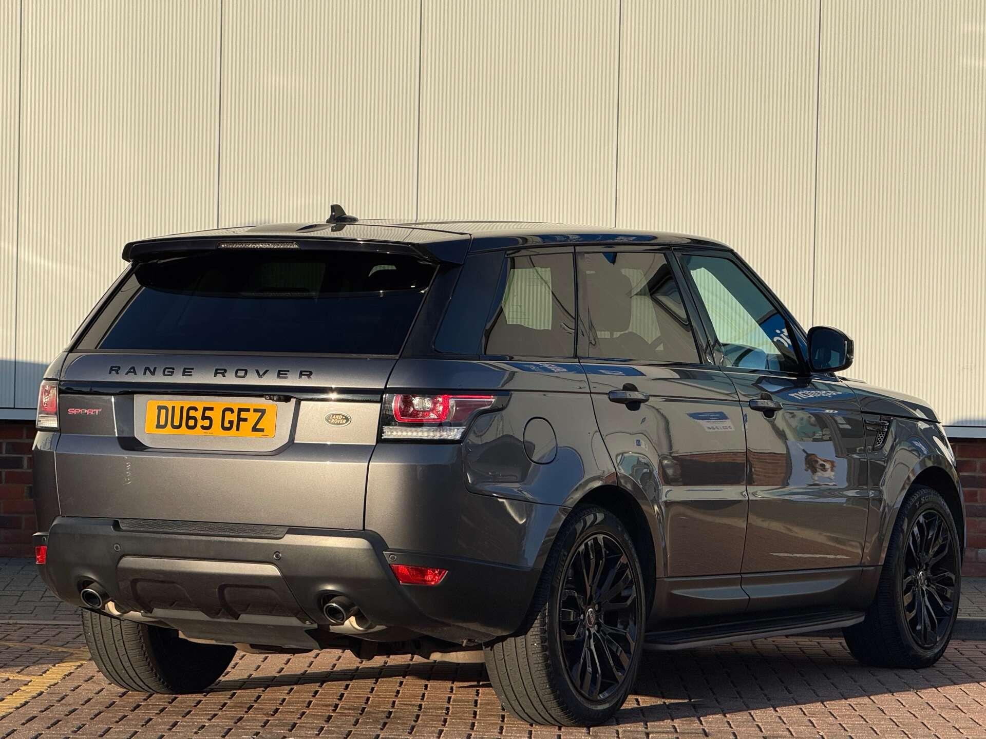 Land Rover Range Rover Sport view 6