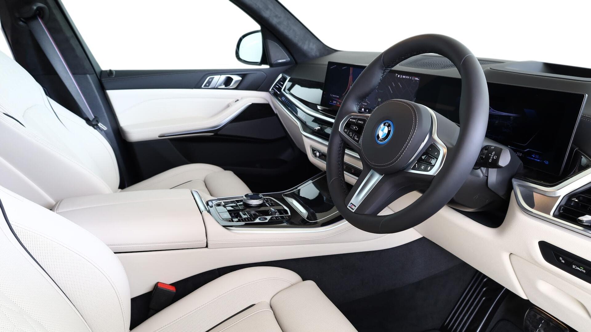 BMW X5 view 6