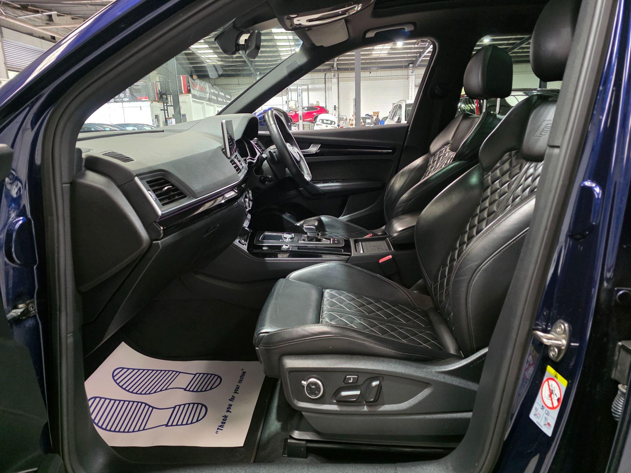 Audi Q5 view 35