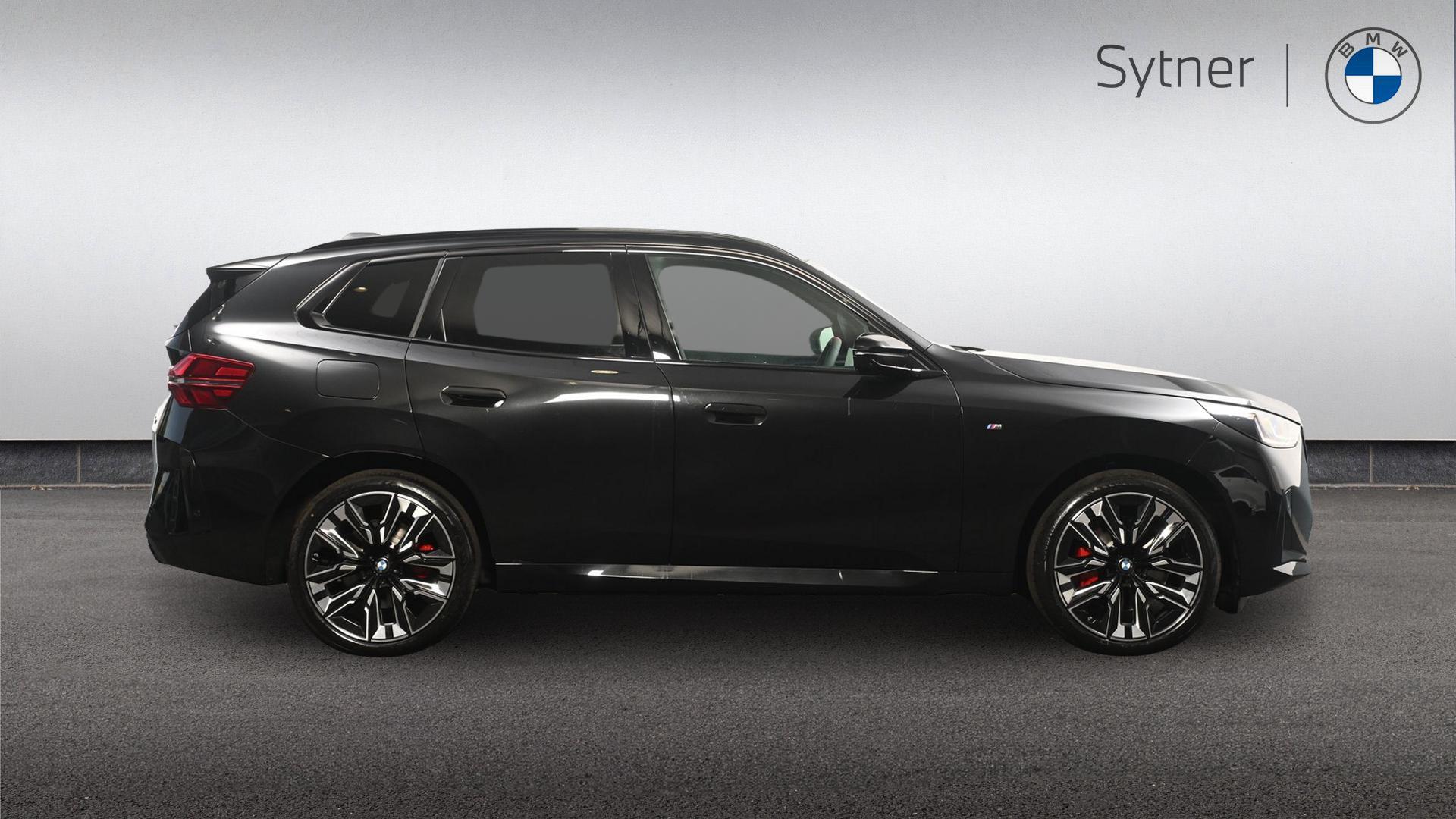 BMW X3 view 3