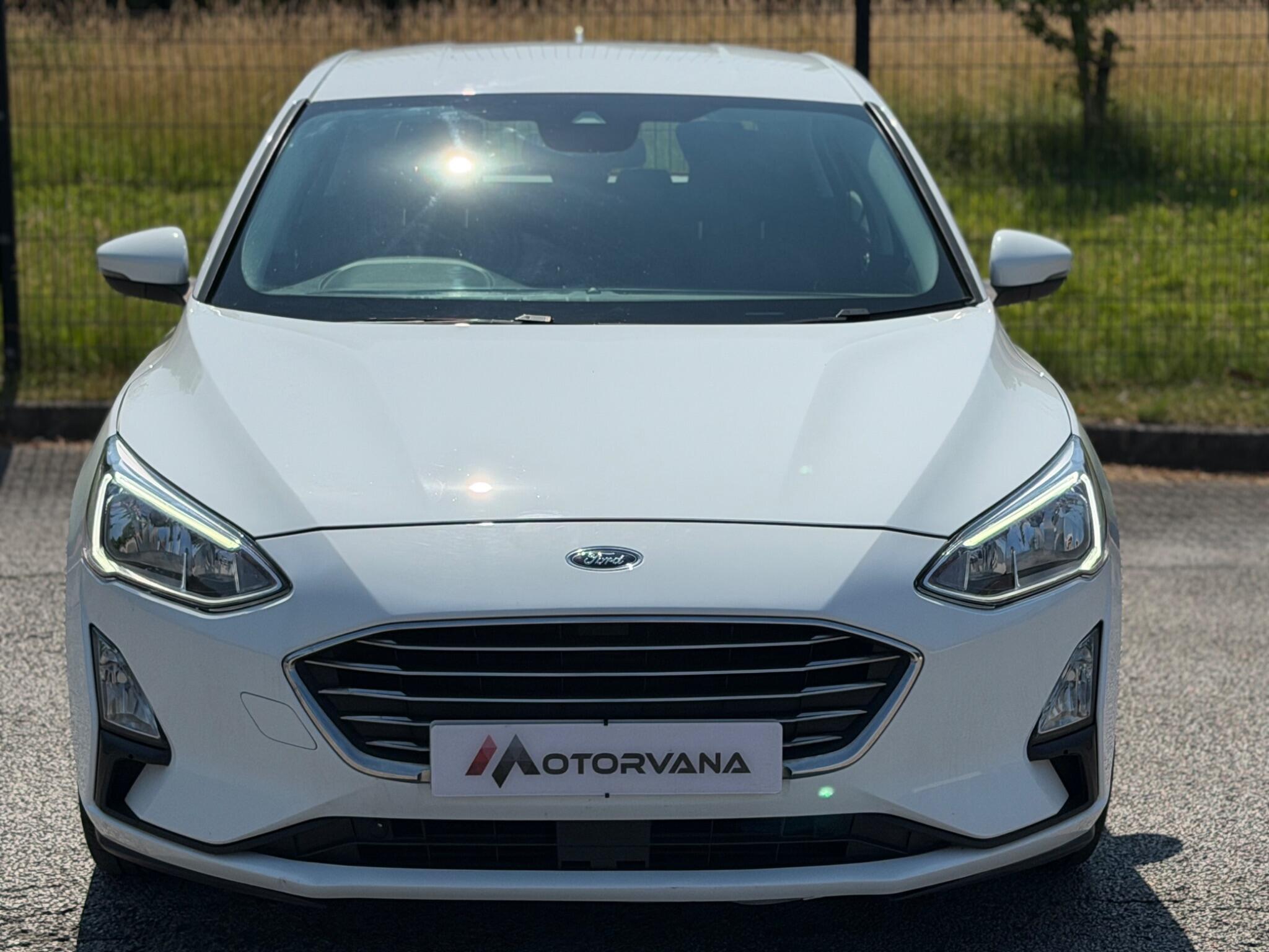 Ford Focus view 2