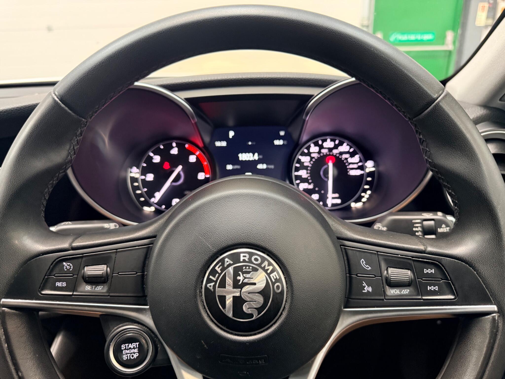 Alfa Romeo Giulia view 17