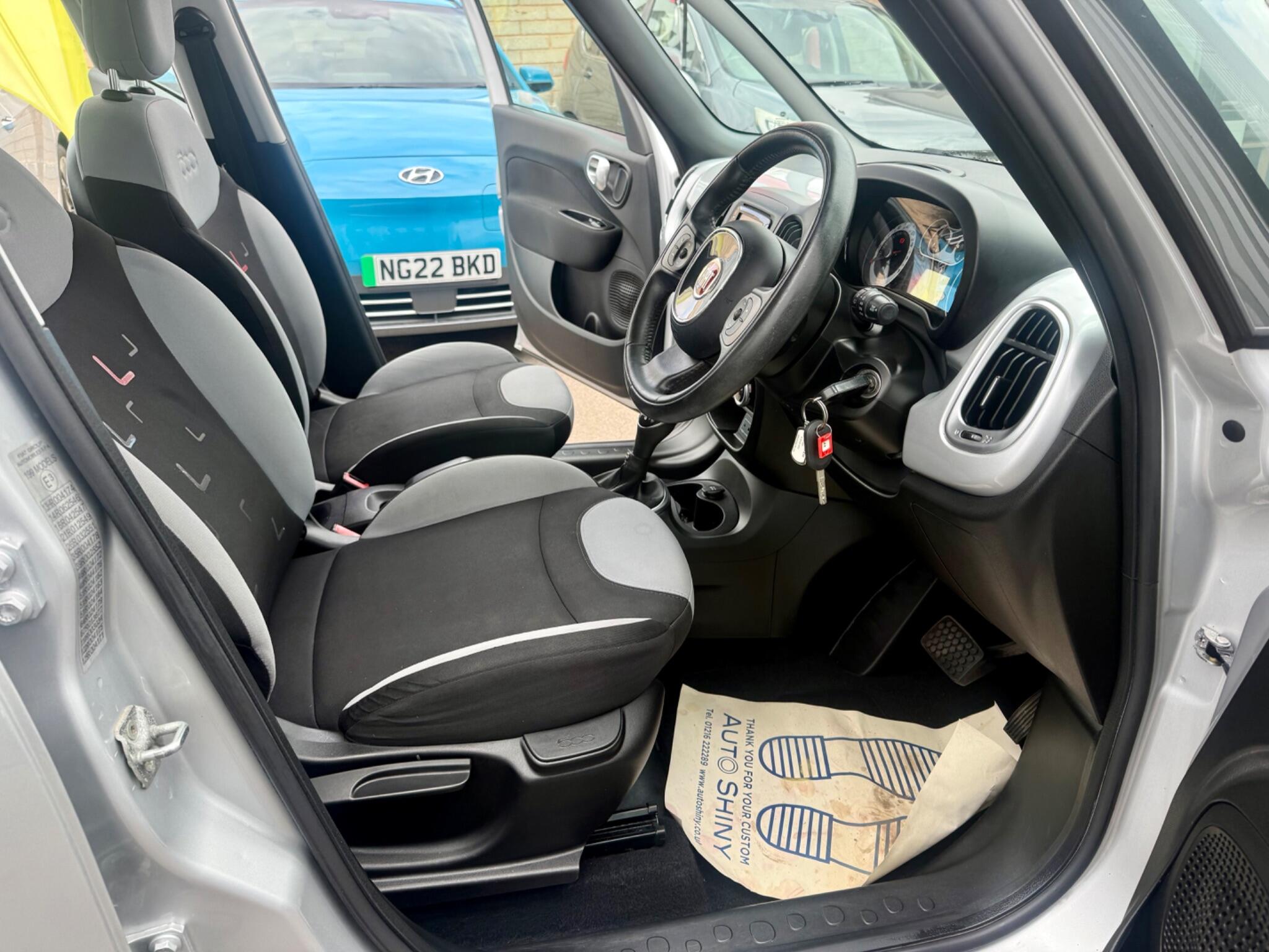 Fiat 500l view 10