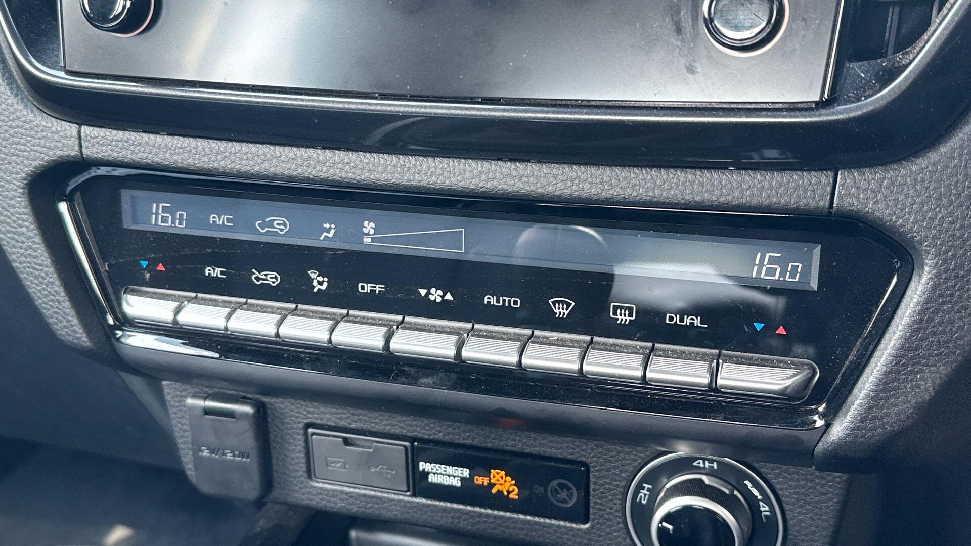 Isuzu D-Max view 12