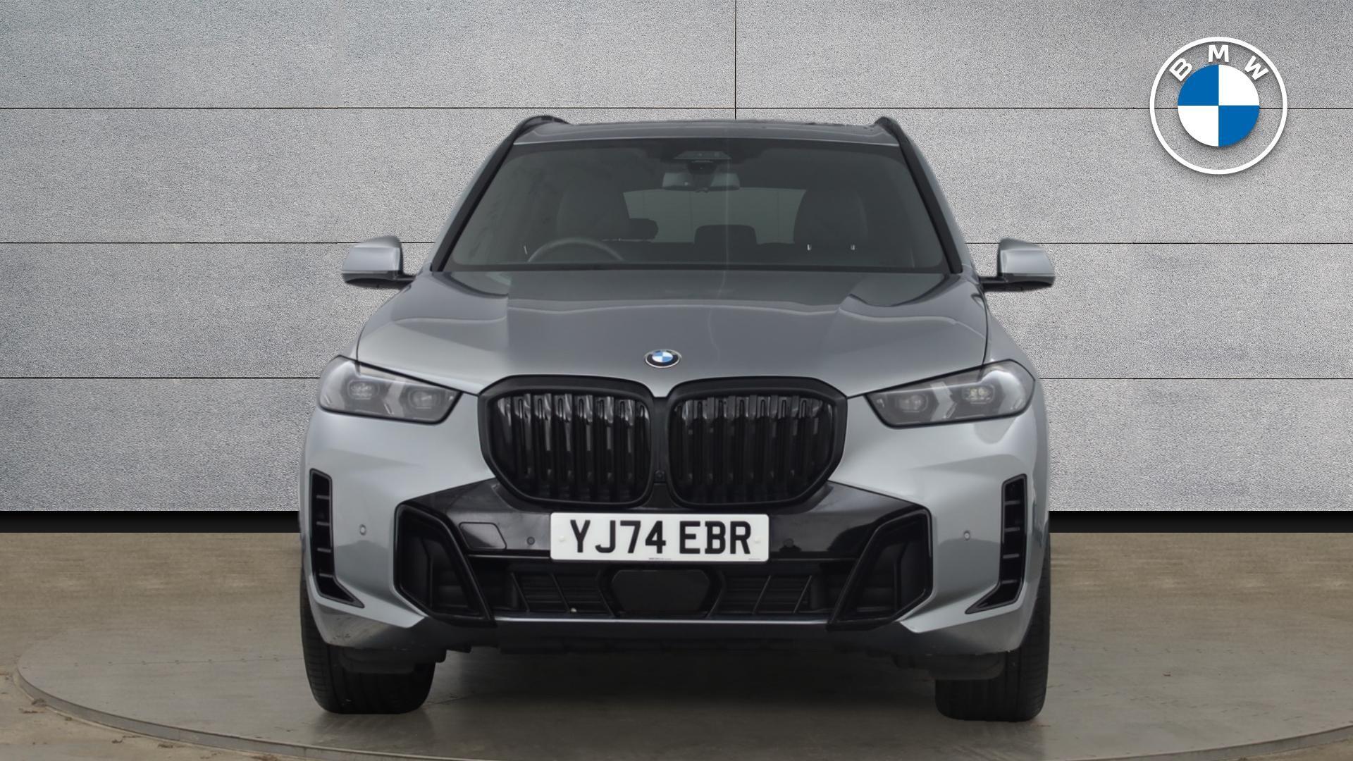 BMW X5 view 16
