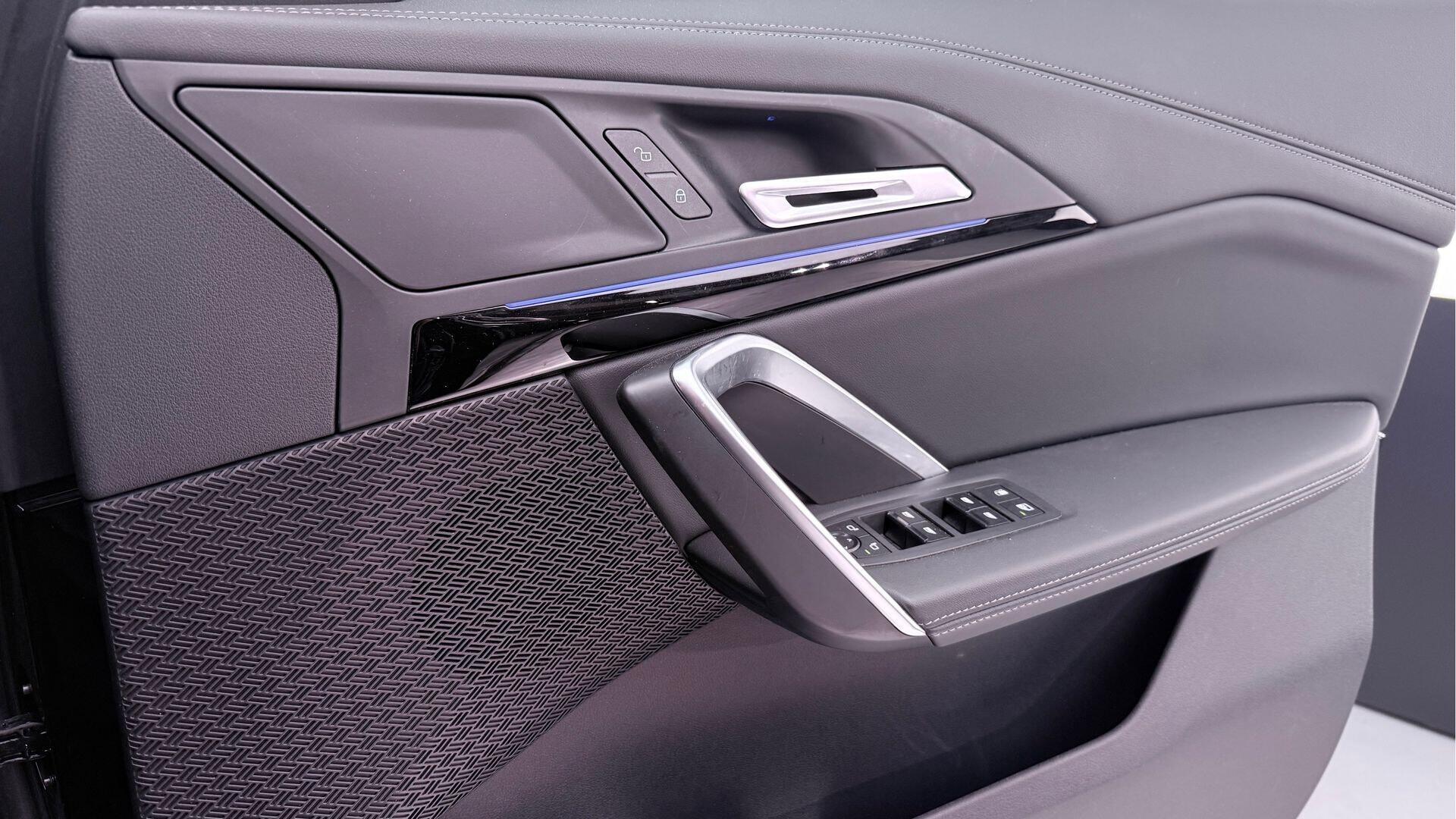 BMW X1 view 21