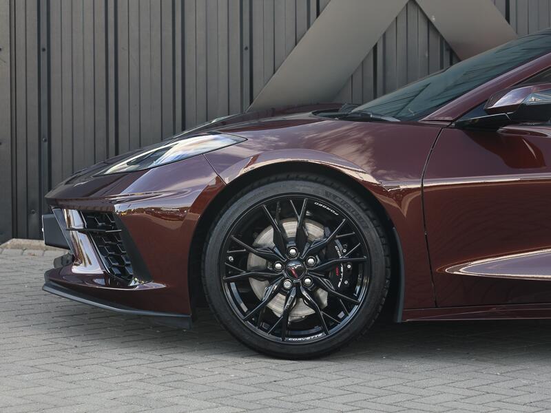 Chevrolet Corvette view 20