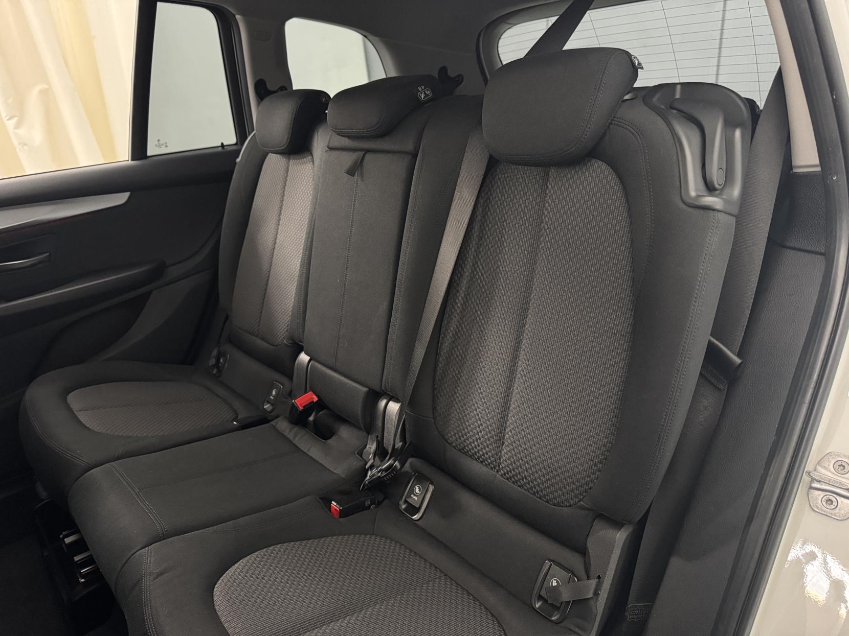 BMW 2 Series Gran Tourer view 54
