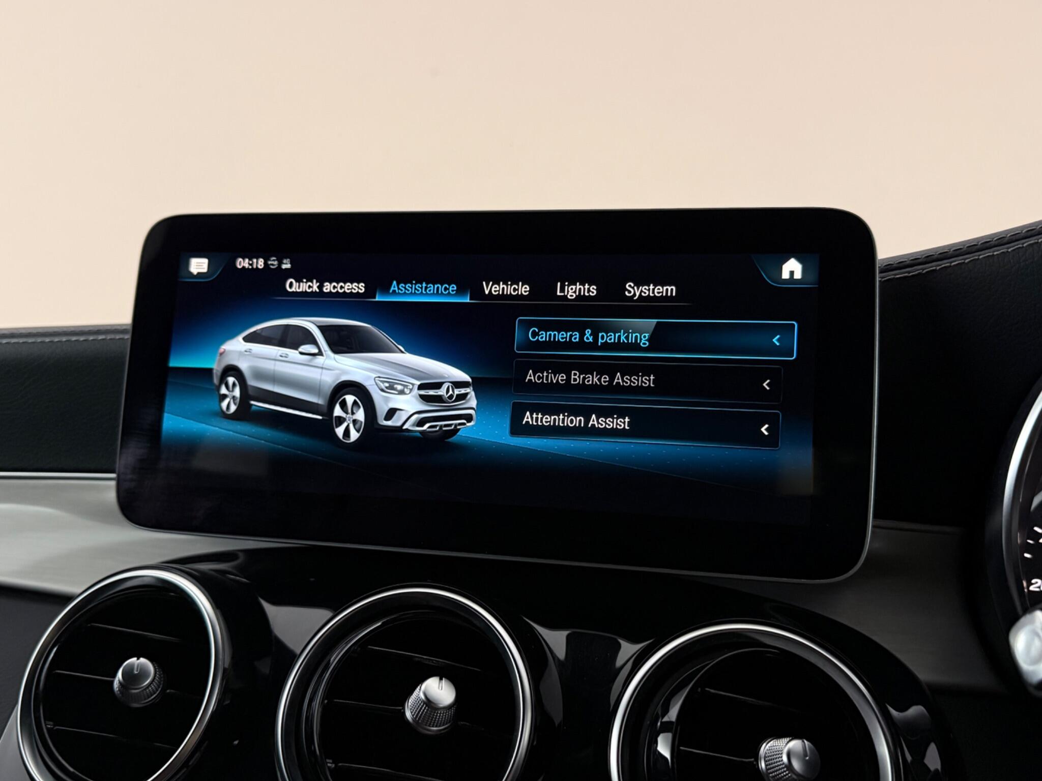 Mercedes-Benz GLC view 28