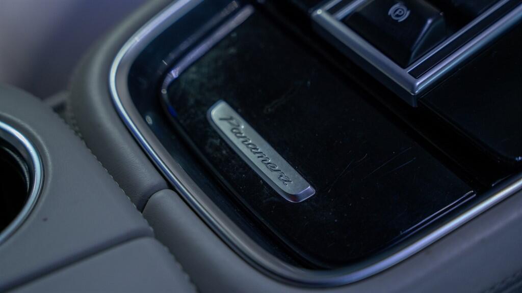 Porsche Panamera view 59