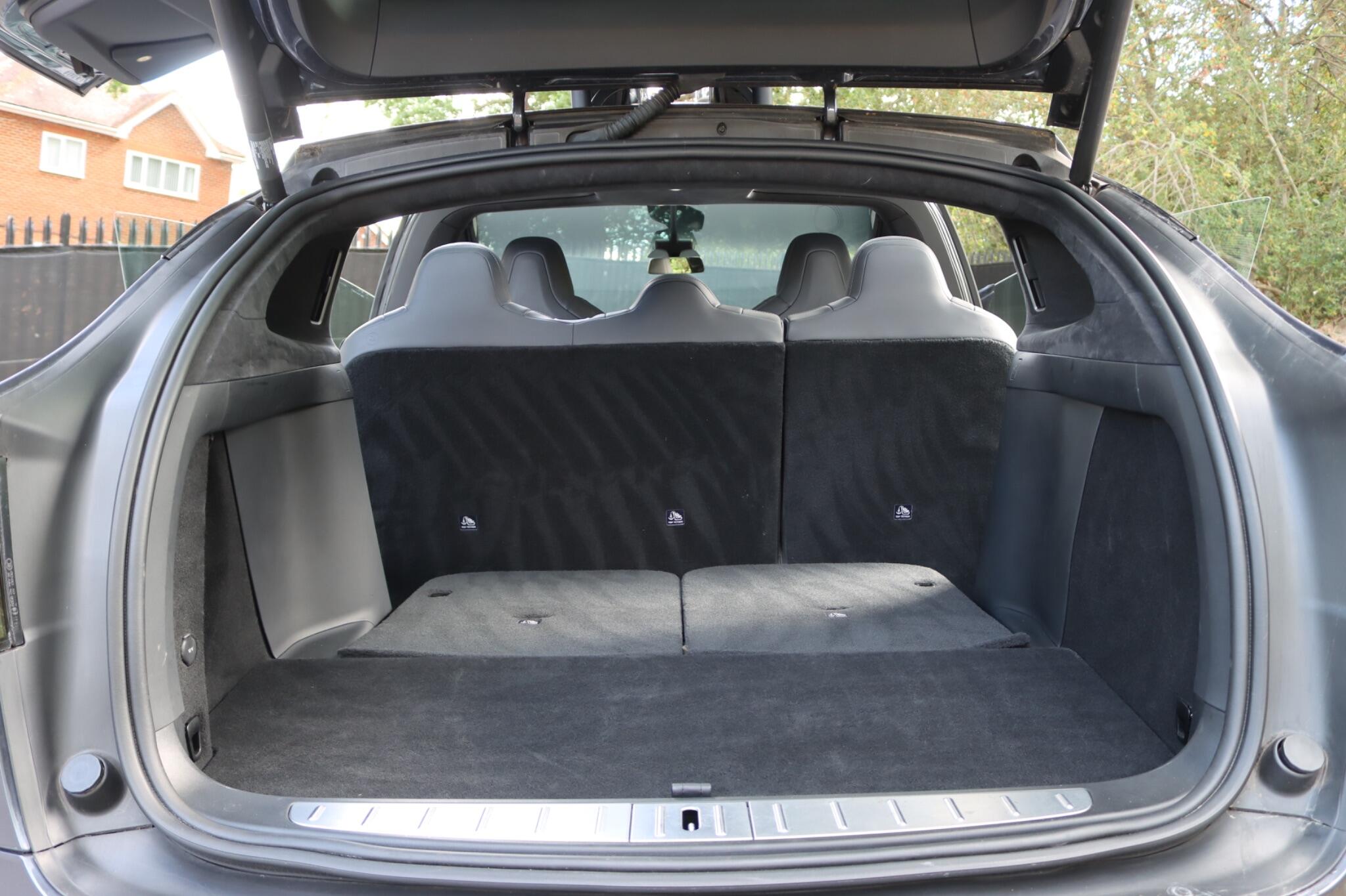 Tesla Model X view 24