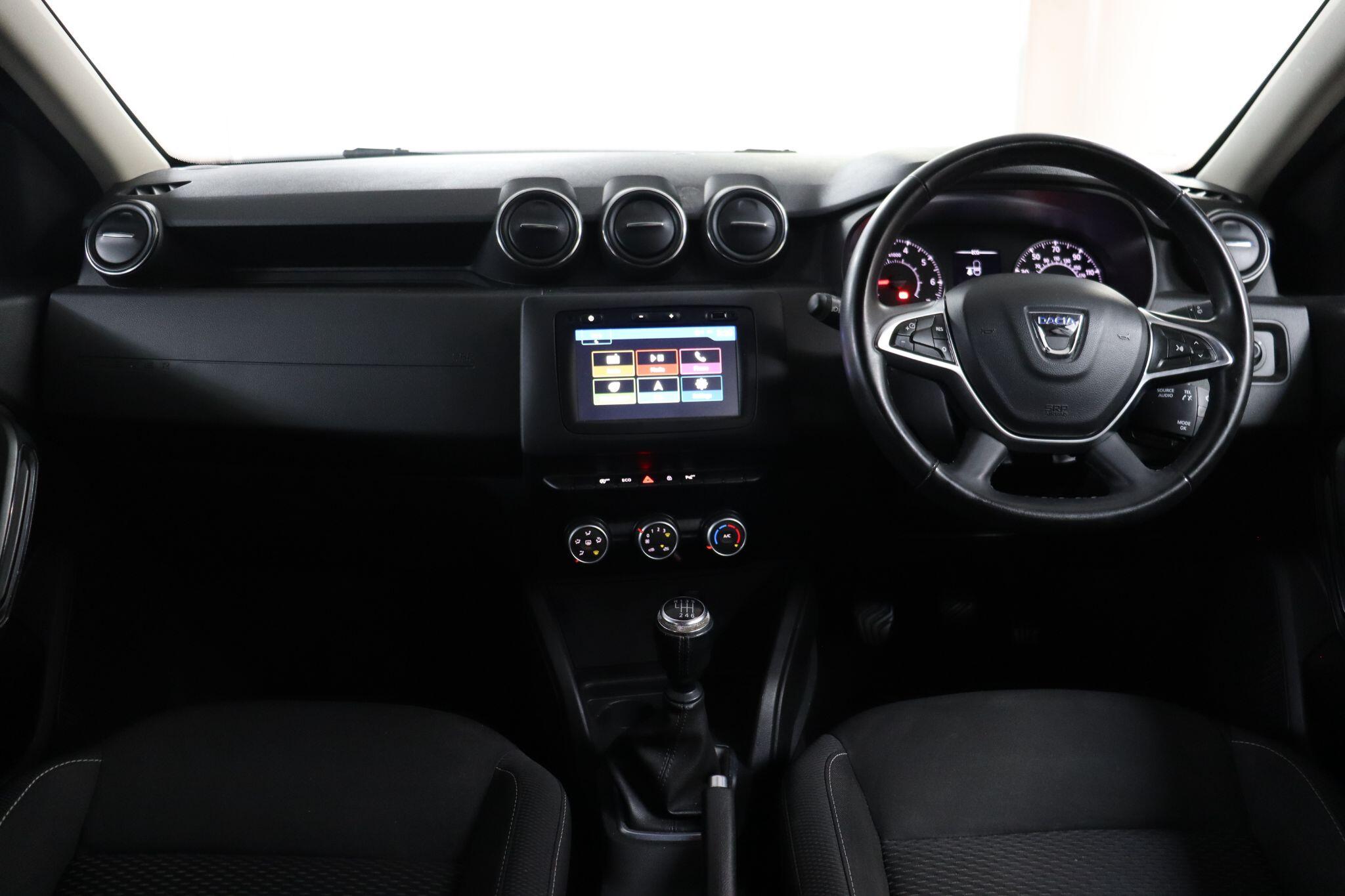 Dacia Duster view 39