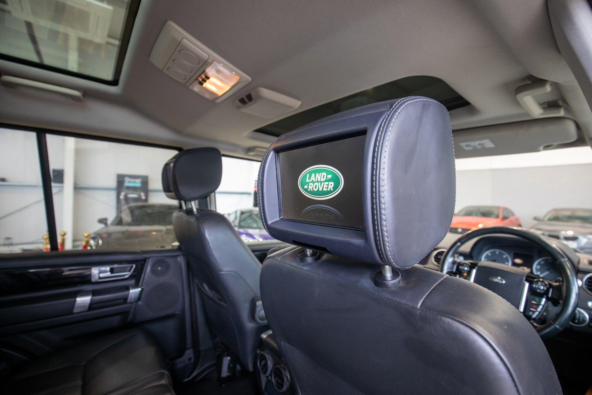 Land Rover Discovery view 15