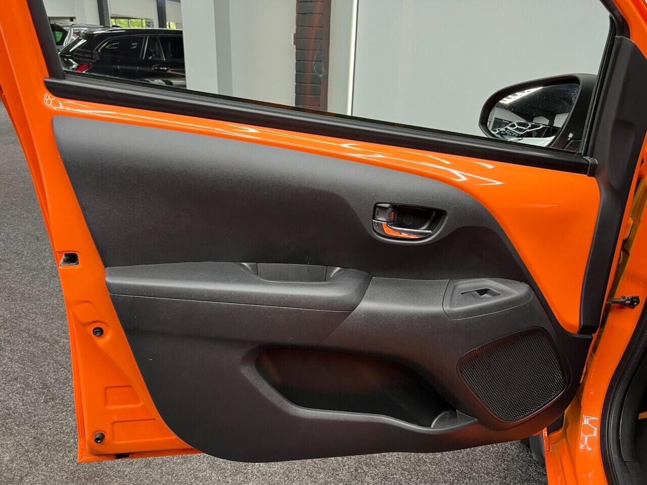 Toyota Aygo view 27