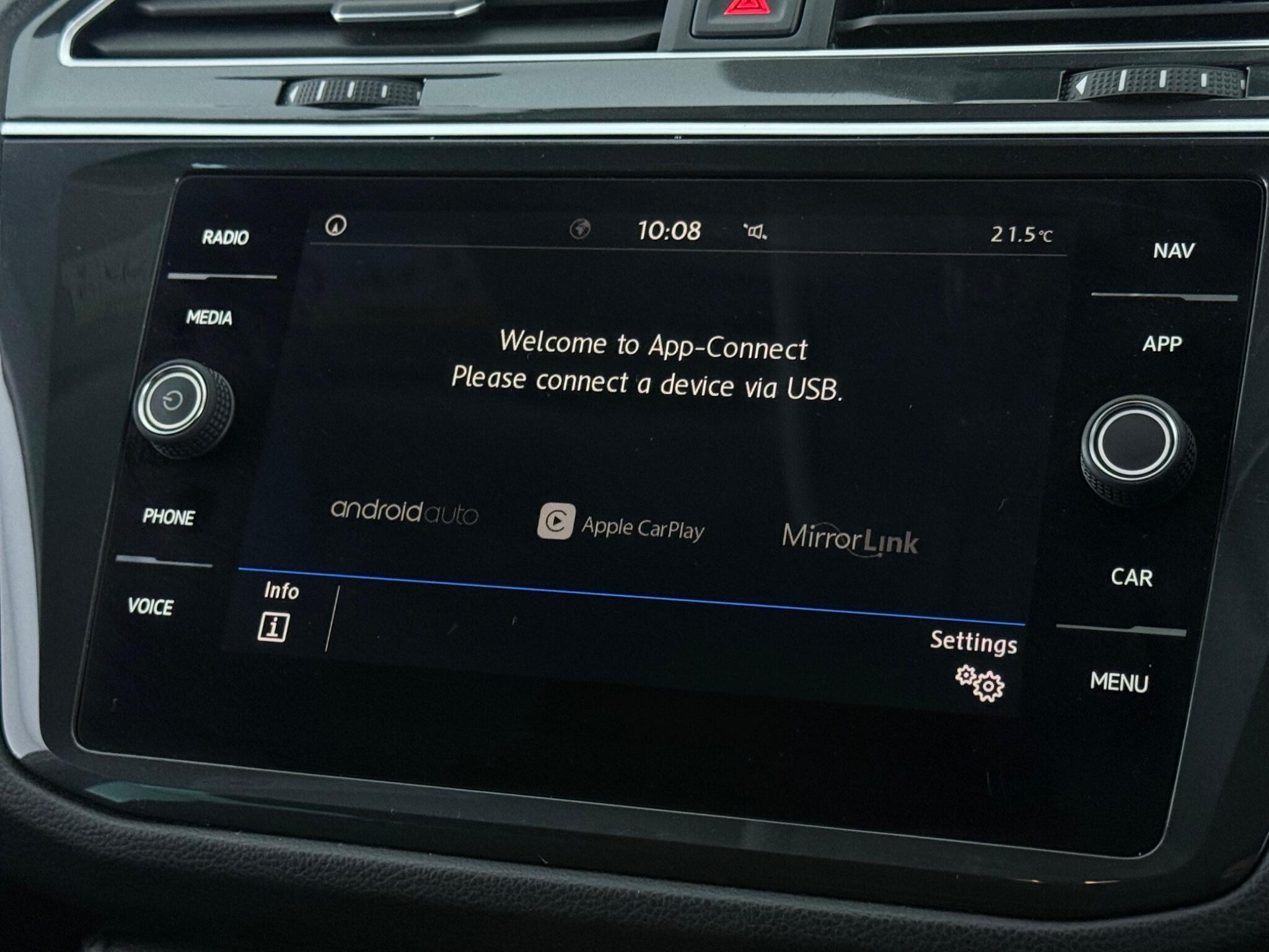 Volkswagen Tiguan view 28