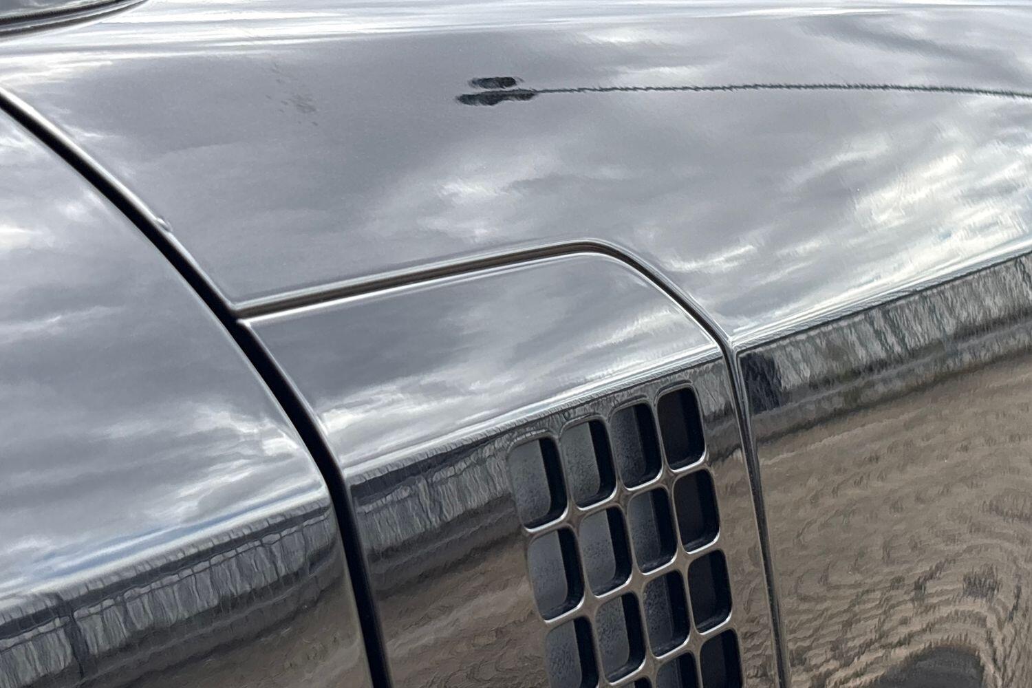 Land Rover Defender view 26