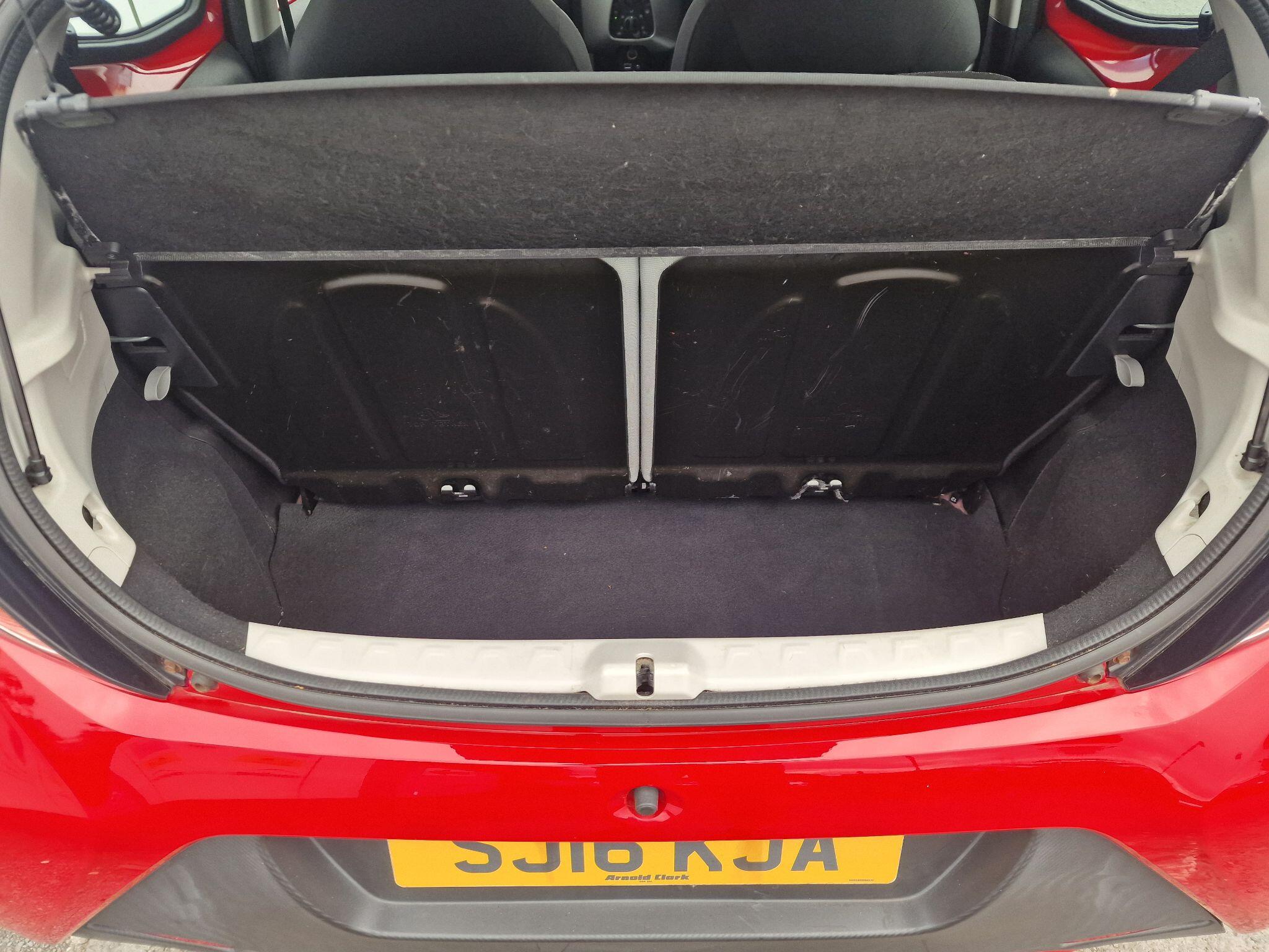 Toyota Aygo view 45