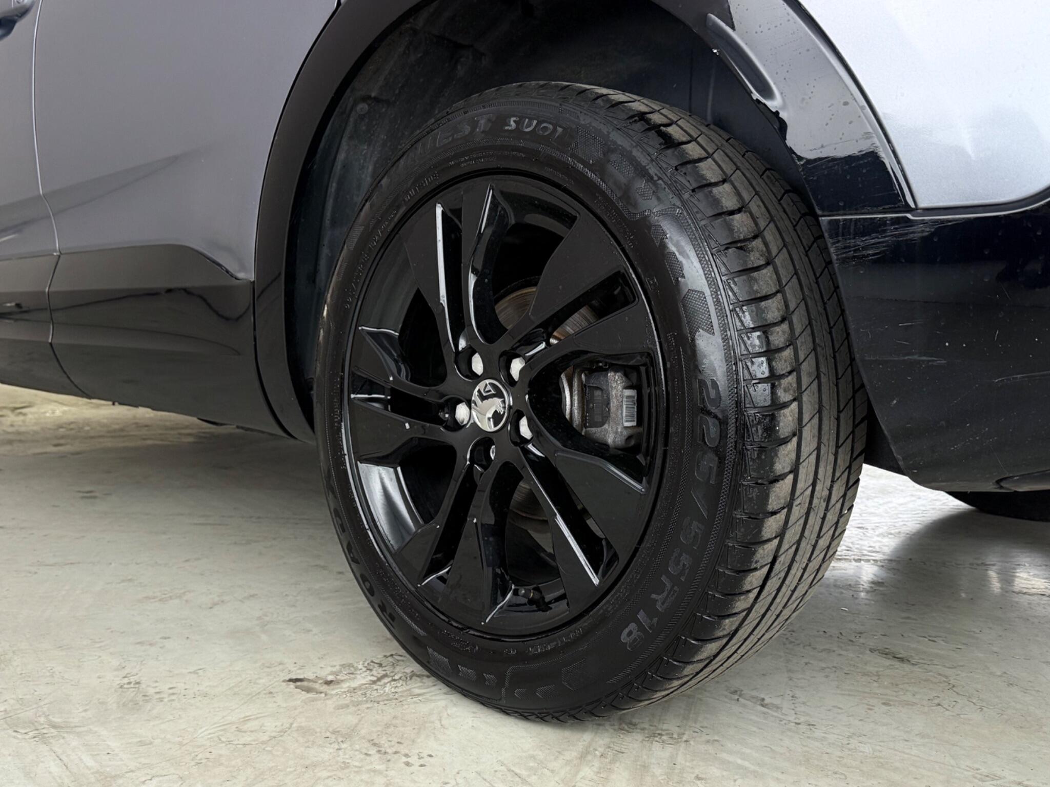 Vauxhall Grandland view 12