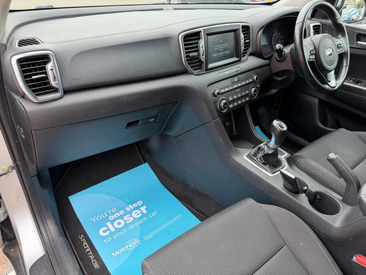 Kia Sportage view 3