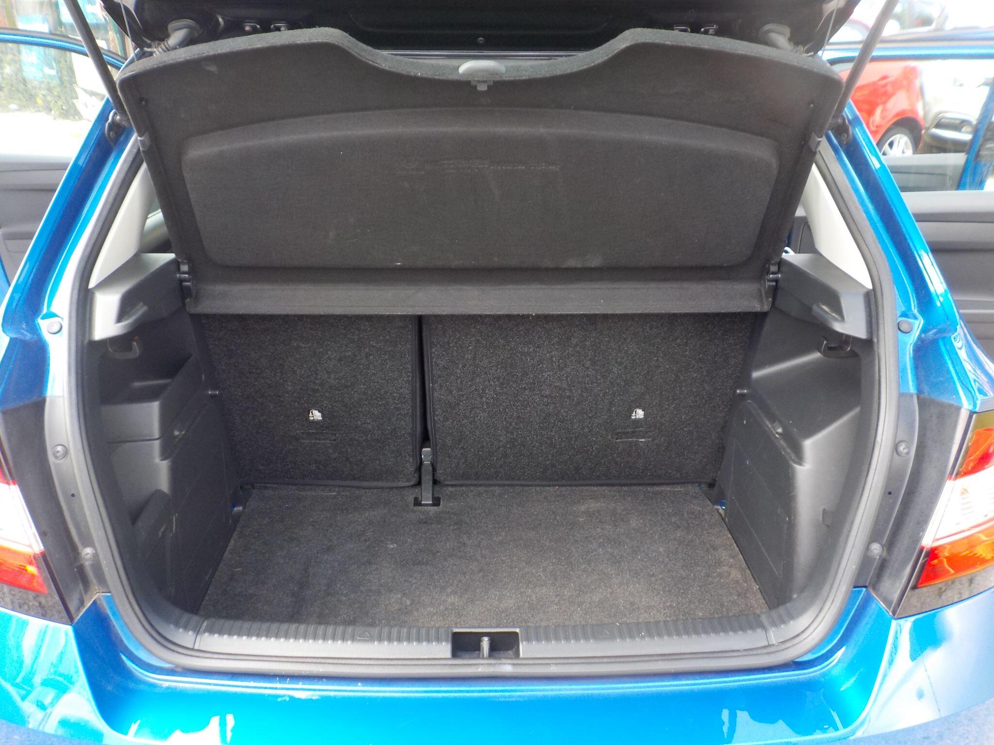 Skoda Fabia 1.0 Colour Edition Euro 6 (s/s) 5dr